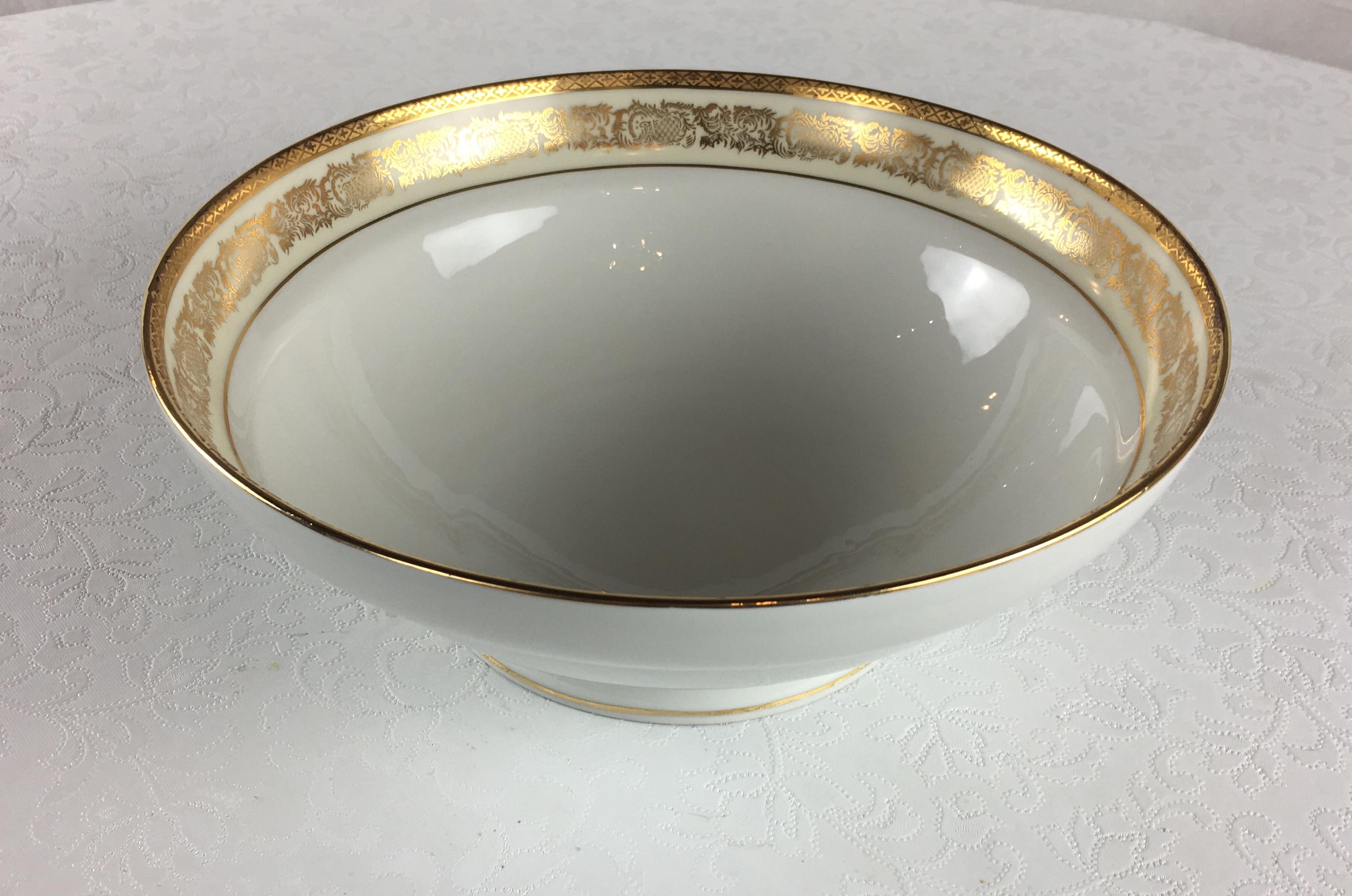 French Neoclassical Limoges Porcelain Gold Rimmed Dinner Service 70 pieces, Signed For Sale