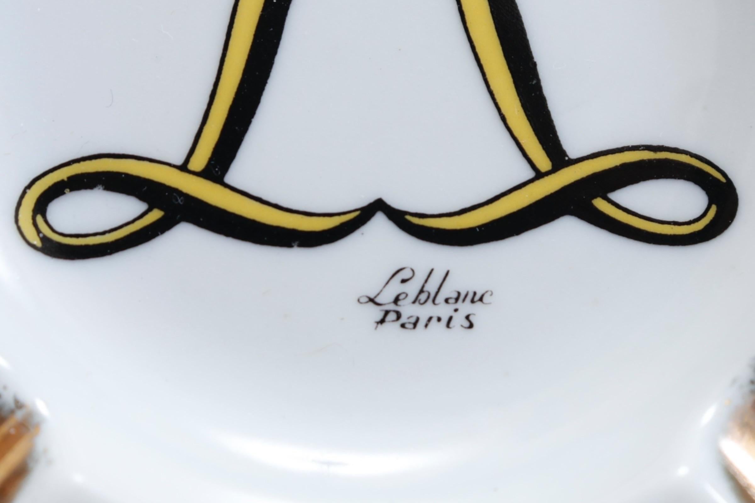 Cenicero de hotel Le Blanc de porcelana de Limoges en Excelente estado para la venta en Bradenton, FL