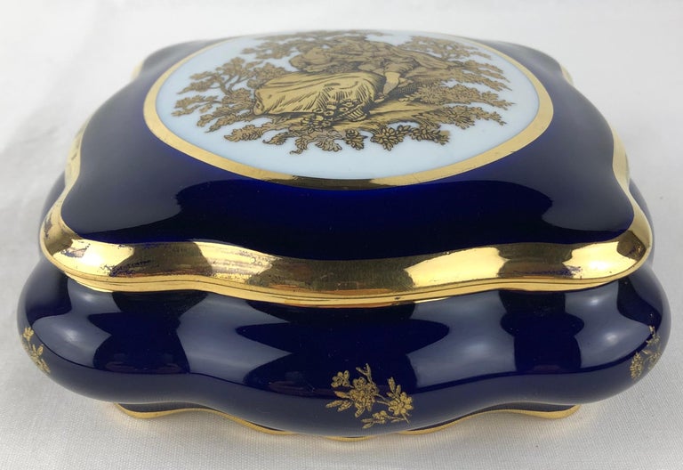 Limoges Porcelain Lidded Candy Dish, Trinket or Jewelry Box For Sale at