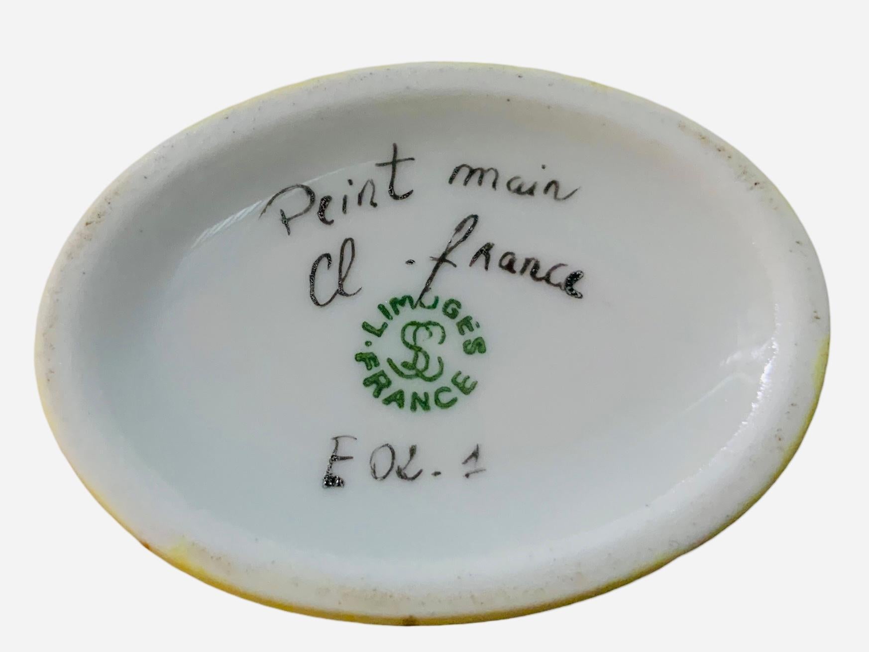 Caja de baratijas ovalada de porcelana de Limoges Victoriano en venta