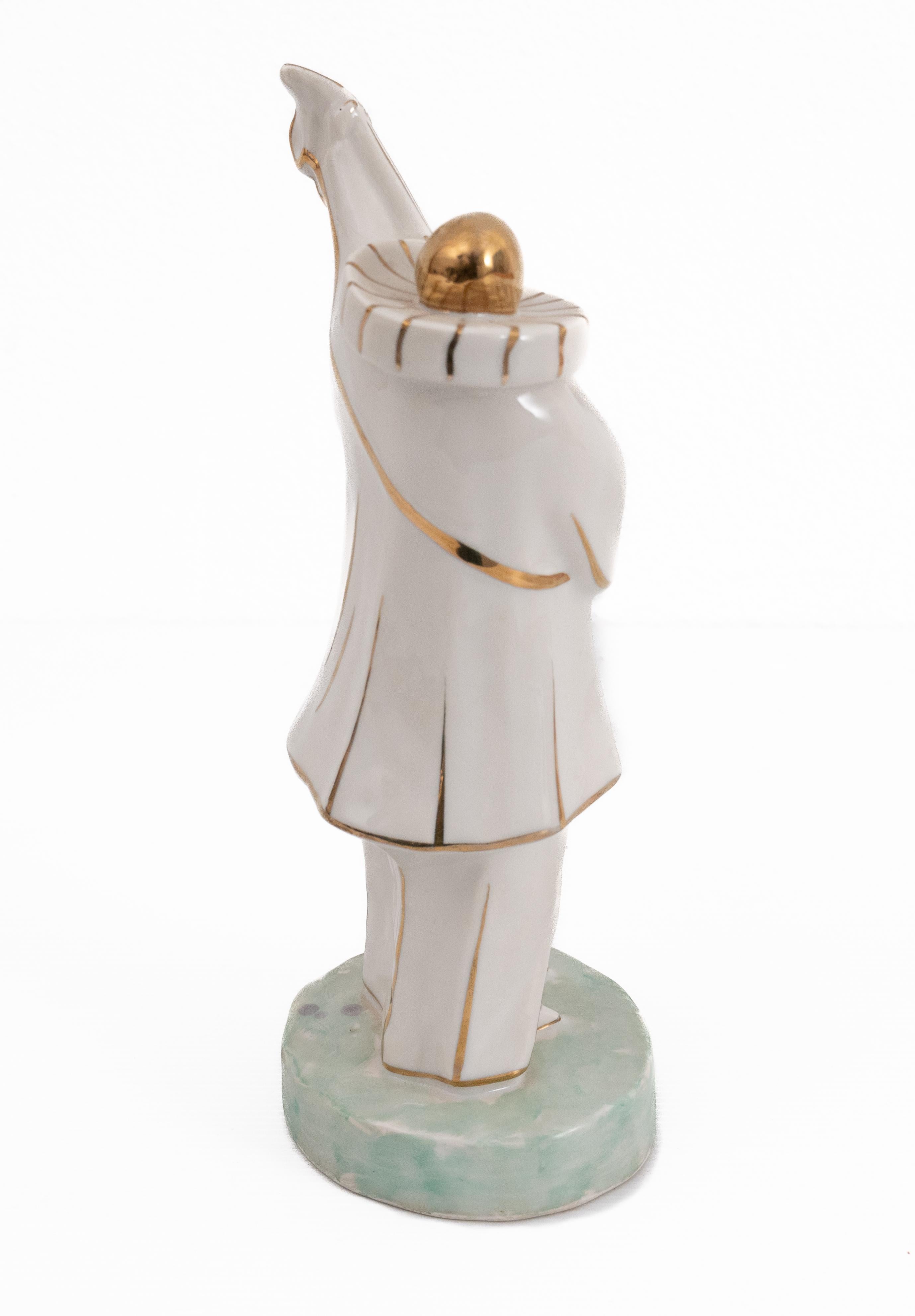 Limoges Porcelain Pierrot Musician in White and Gold by Edouard Marcel Sandoz In Good Condition For Sale In Henley-on Thames, Oxfordshire