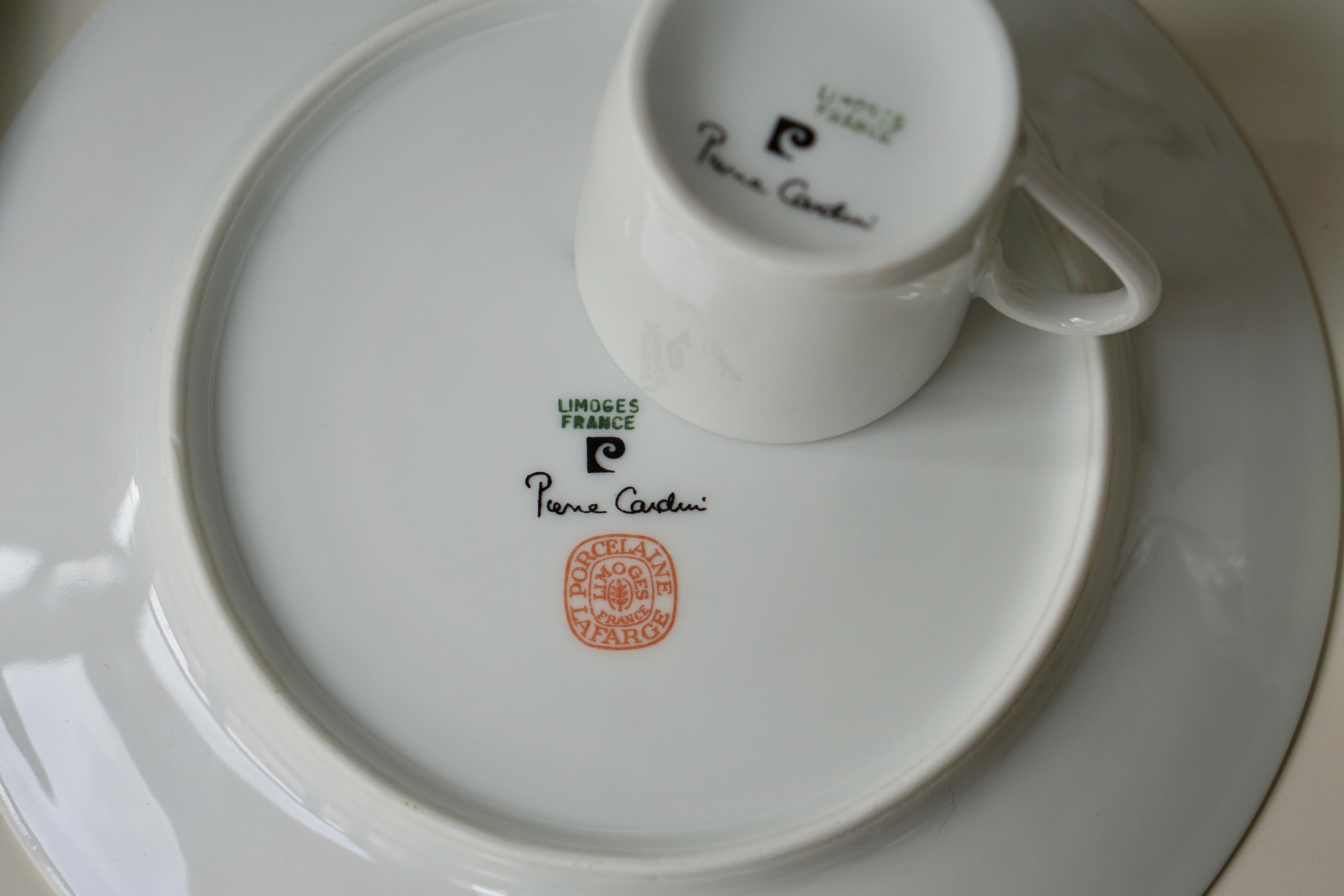 Limoges-Porzellan-Tee- und Kaffeeservice von Pierre Cardin (Moderne der Mitte des Jahrhunderts)