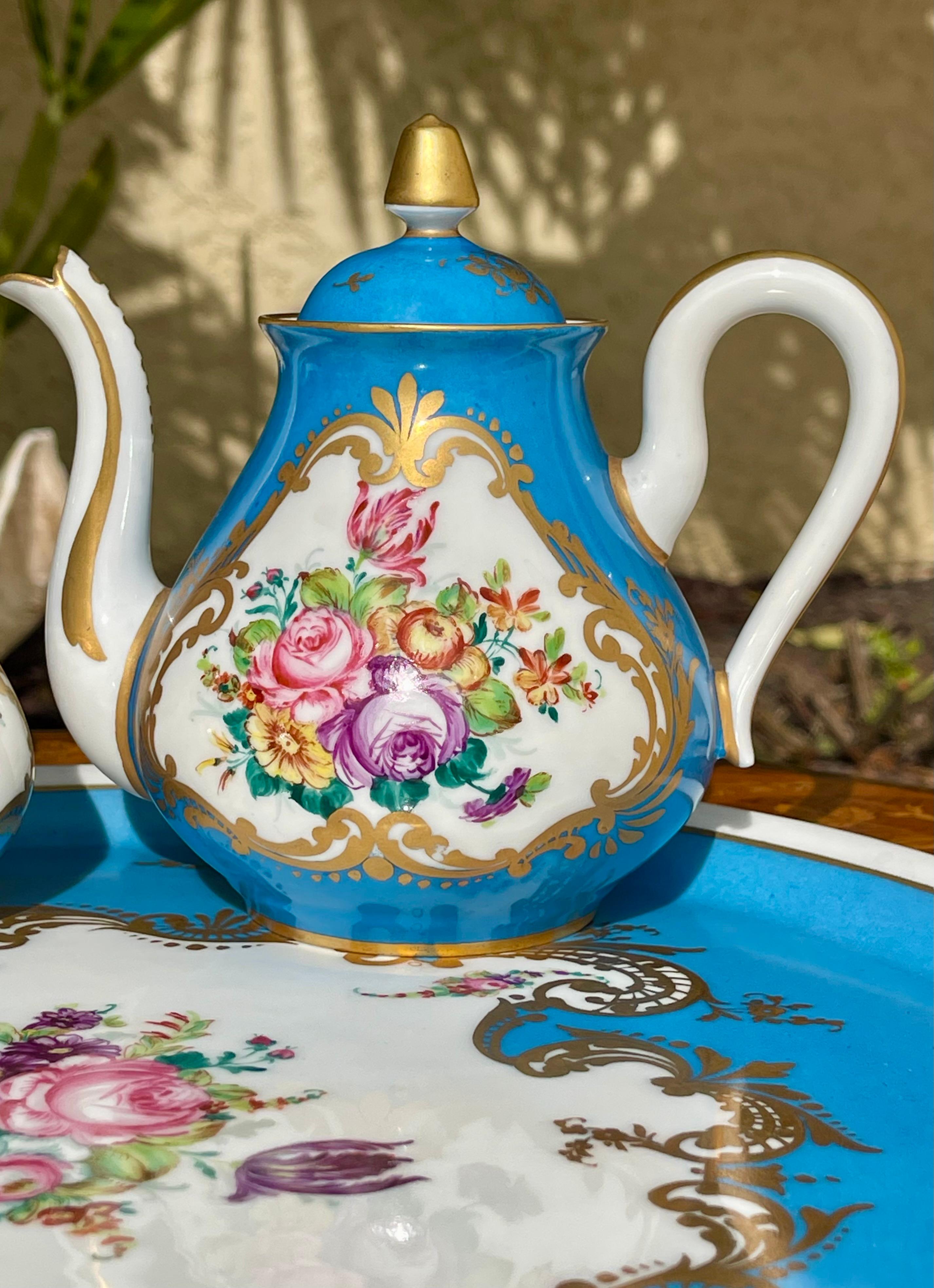 Limoges - Porcelain Tea/coffee Service In Excellent Condition For Sale In Beaune, FR