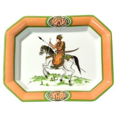 Bandeja de porcelana de Limoges de Philippe Deshoulieres 'Sophie d'E'