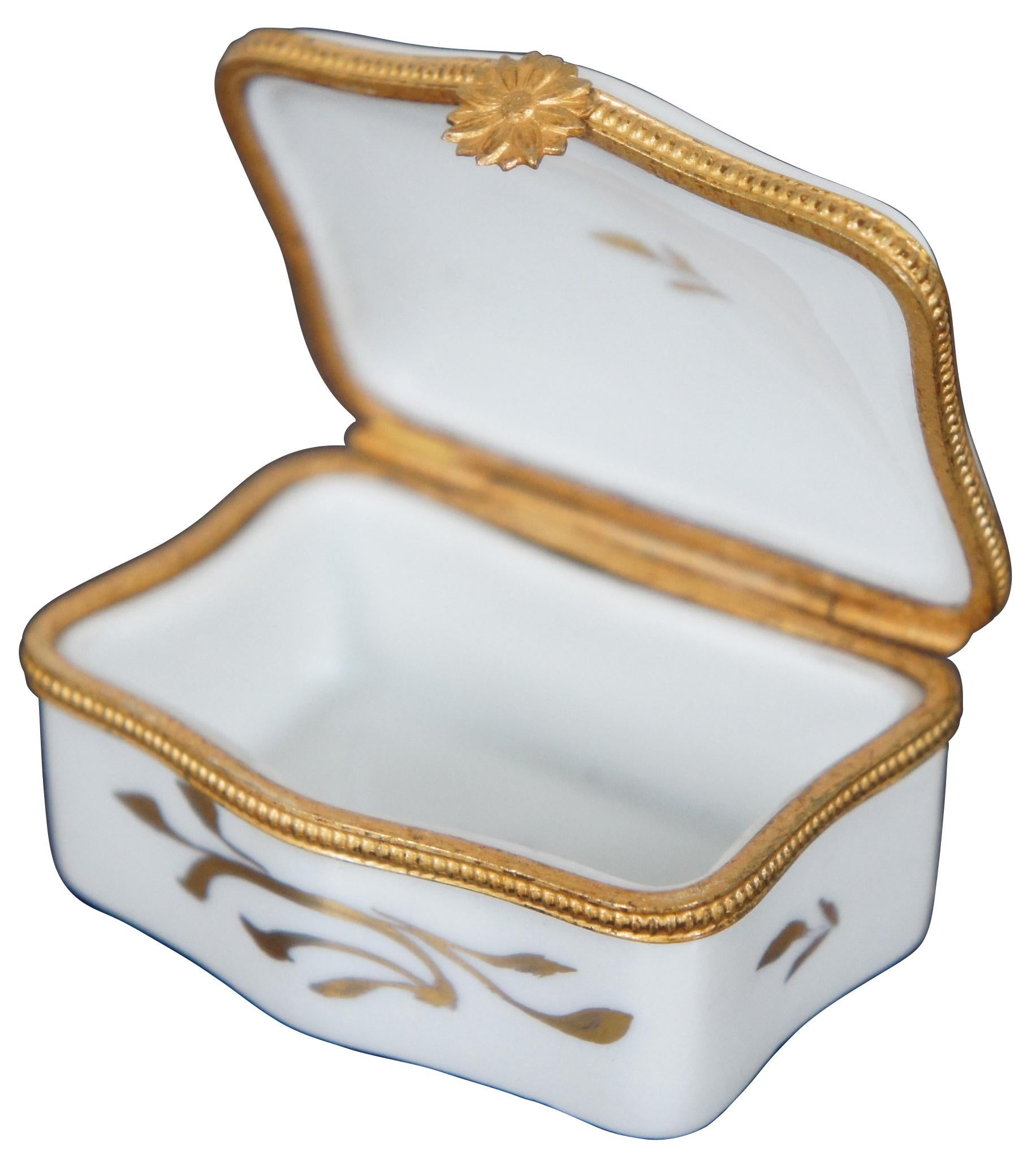 French Provincial Limoges Porcelain Trinket Box Toujour du Plaisir Pleasure Always Floral
