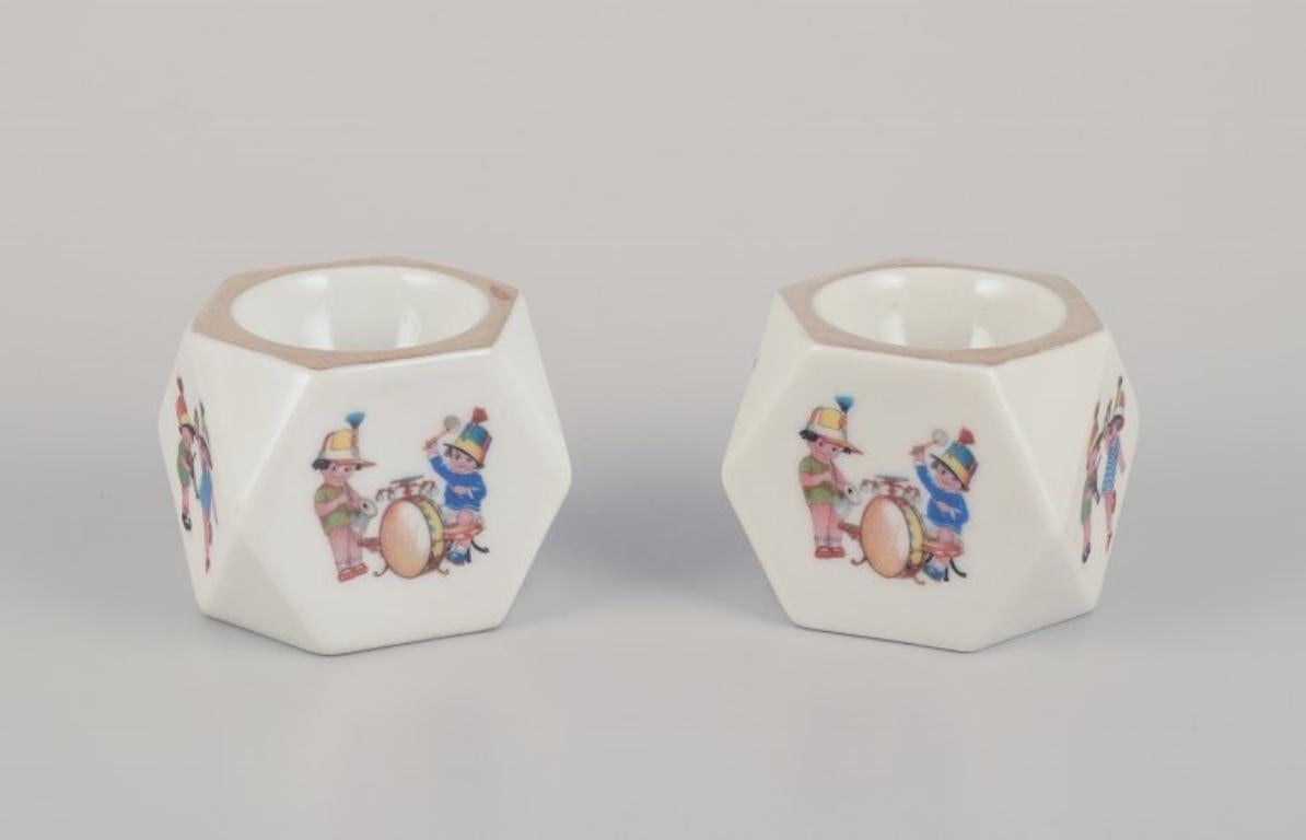 Limoges Porcelaine, France. Seven pieces of porcelain. 1930s/40s For Sale 1
