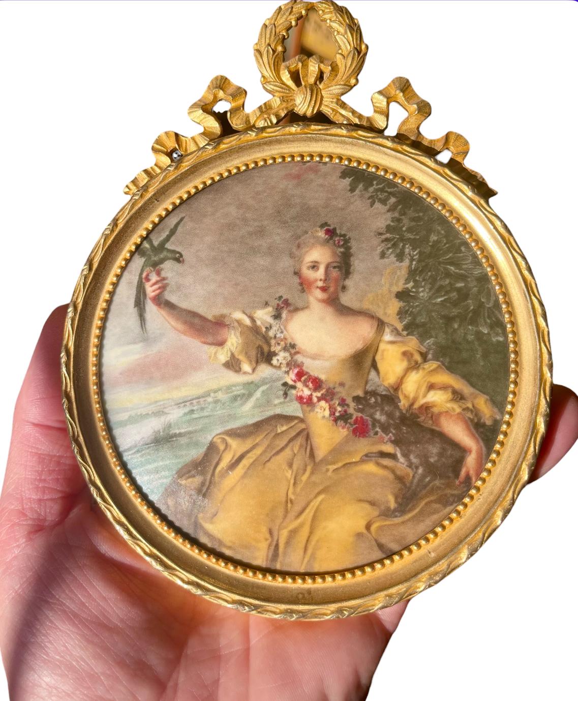 Limoges - Porträt der Marquise d'Antin auf Porzellan (Louis XVI.) im Angebot