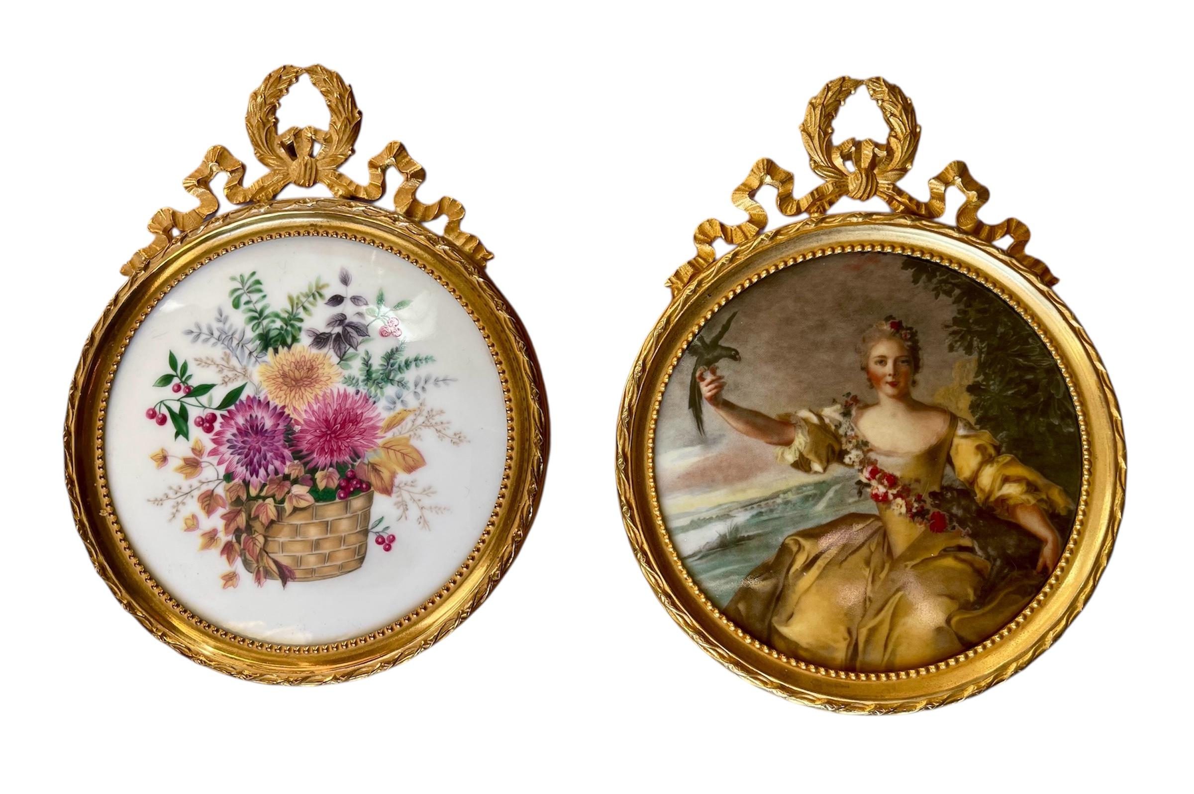 Limoges - Porträt der Marquise d'Antin auf Porzellan (20. Jahrhundert) im Angebot