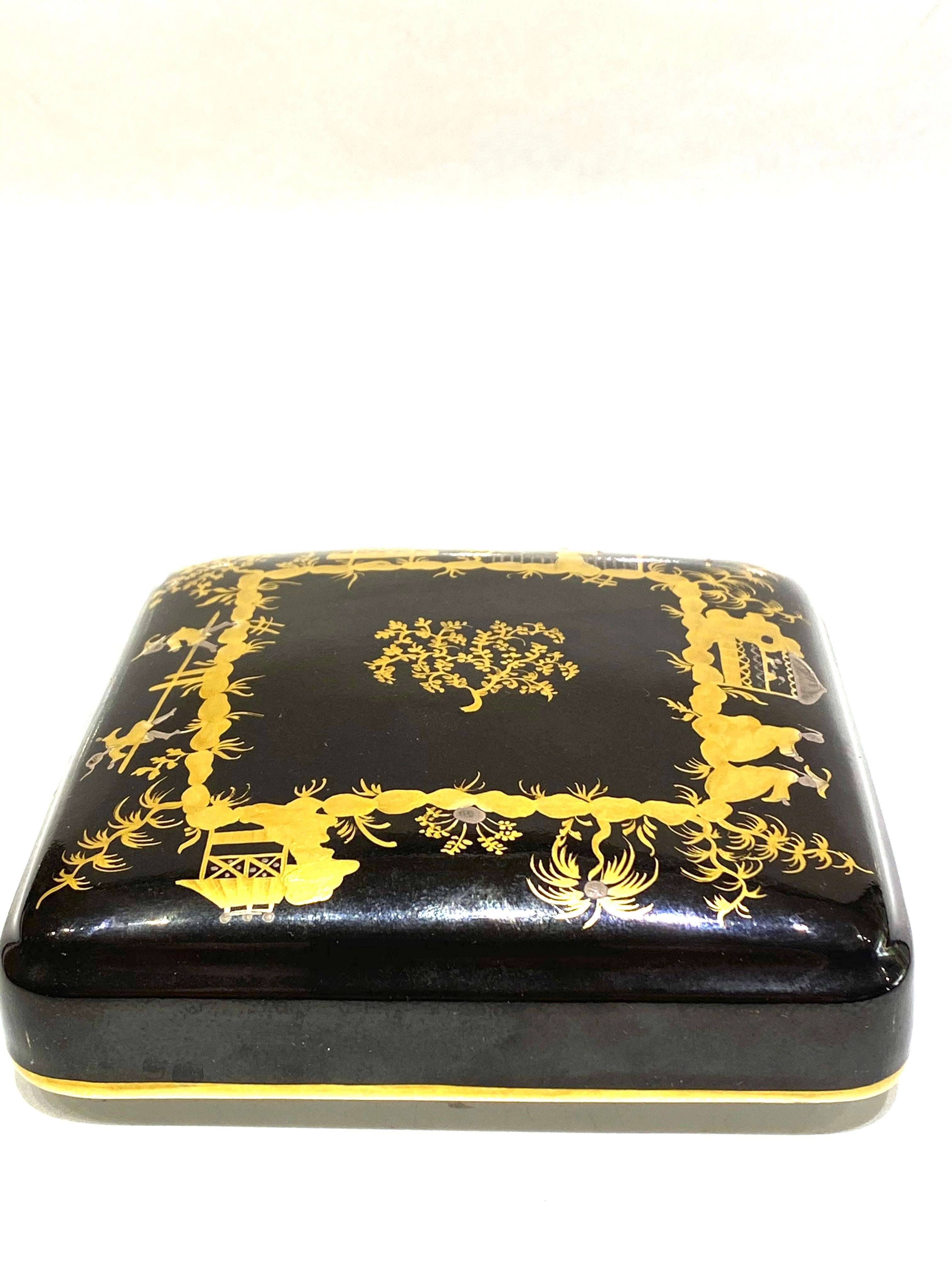 Limoges TIFFANY & Co French Chinoise Hand Painted Decorative Box In Excellent Condition In Beverly Hills, CA