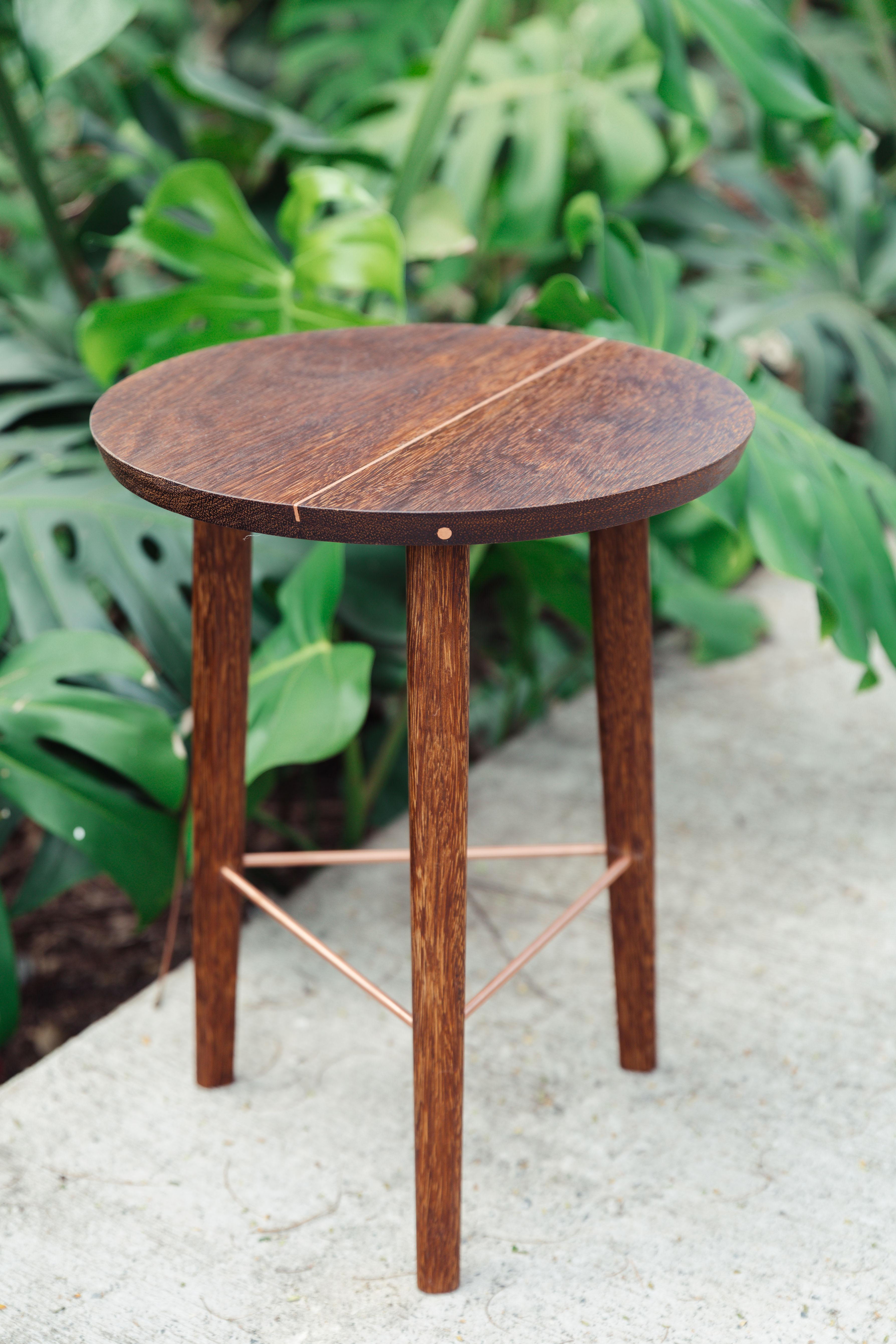 Lin Contemporary Stool/Side Table in Brazilian Hardwood by Knót Artesanal For Sale 5