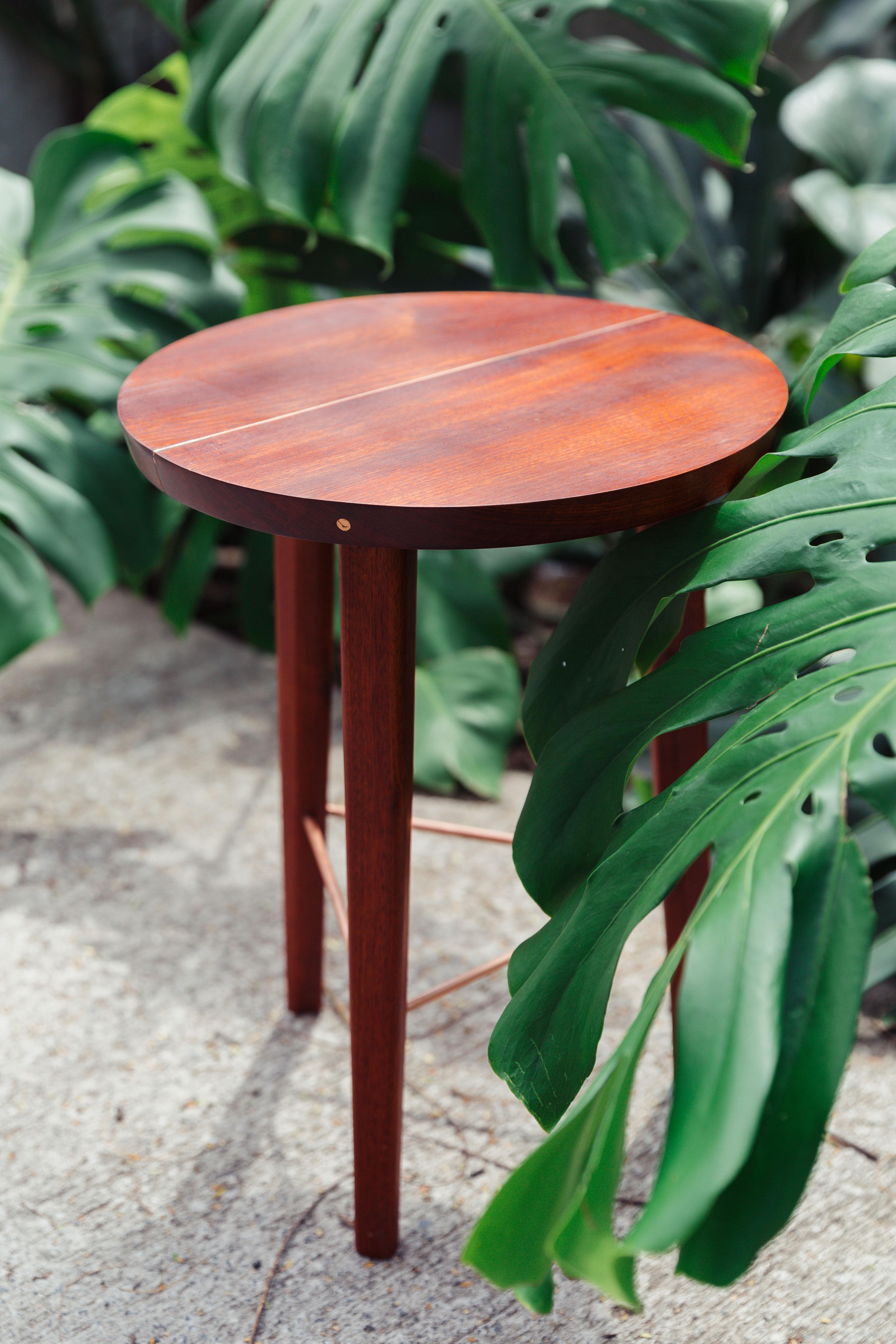 Lin Contemporary Stool/Side Table in Brazilian Hardwood by Knót Artesanal For Sale 7