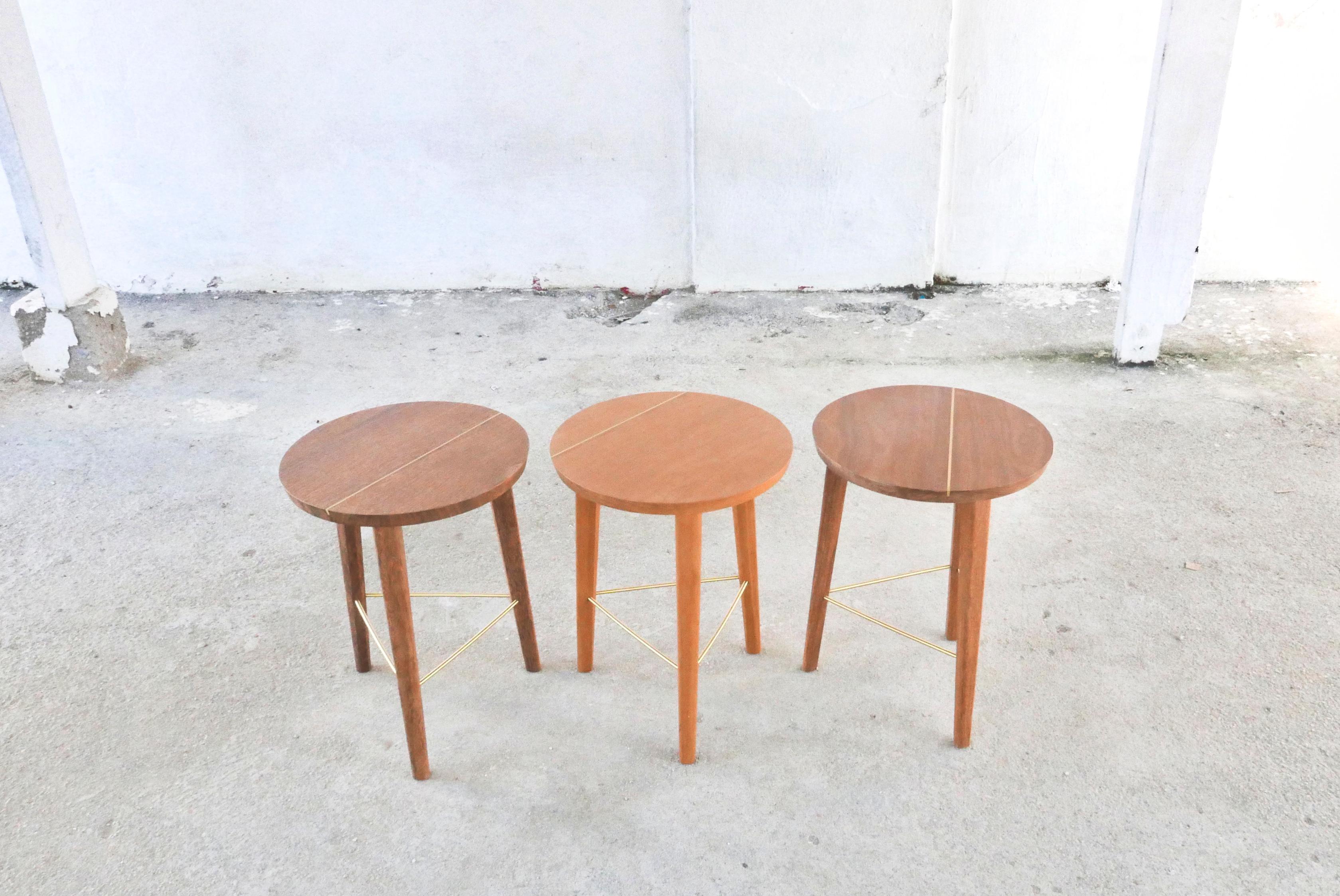 Minimaliste Tabouret minimaliste 'Lin' en bois dur brésilien par Knót Artesanal en vente