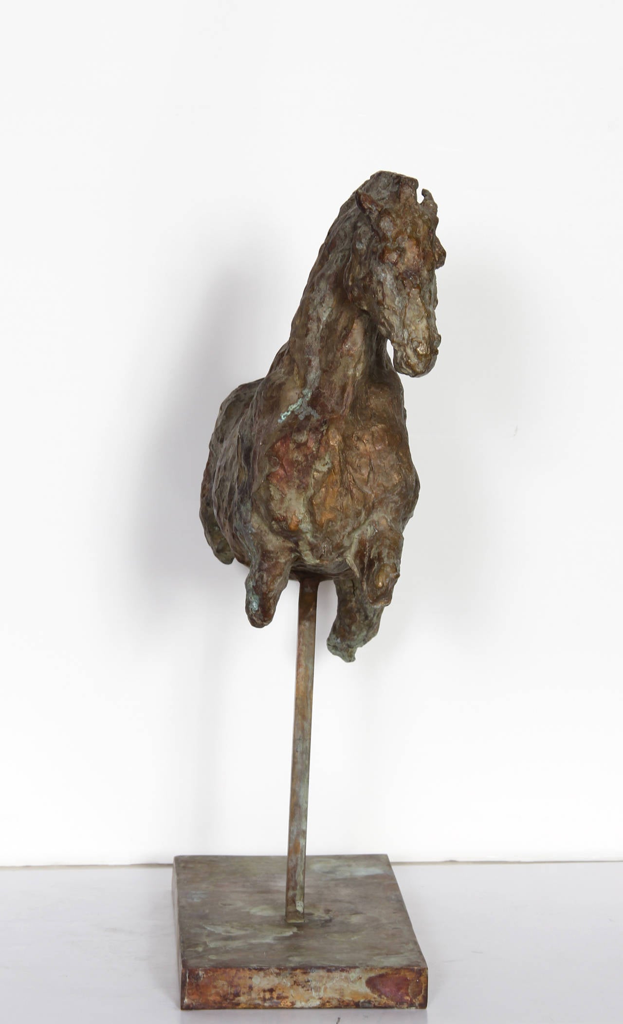 Constelación Del Caballo Menor, escultura de sobremesa de bronce by Binkele - Sculpture Expresionista de Lina Binkele