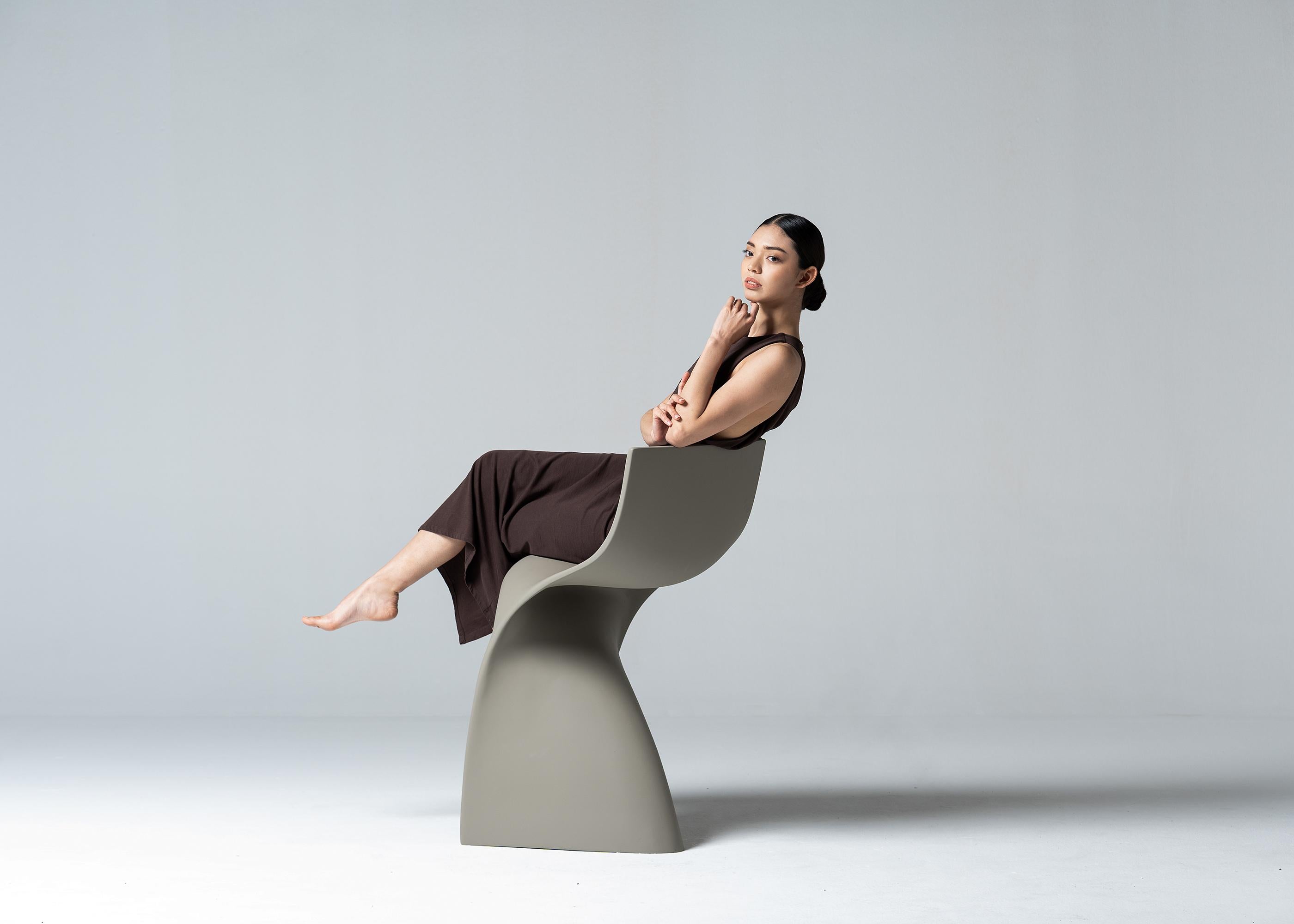 Lina Fiber Counter by Piegatto, a Sculptural Outdoor Stool In New Condition For Sale In Guatemala, GU