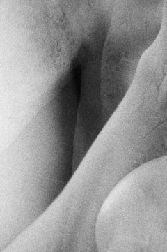 Untitled (Touching) – Lina Scheynius, Black and White, Woman, Body, Nude, Female