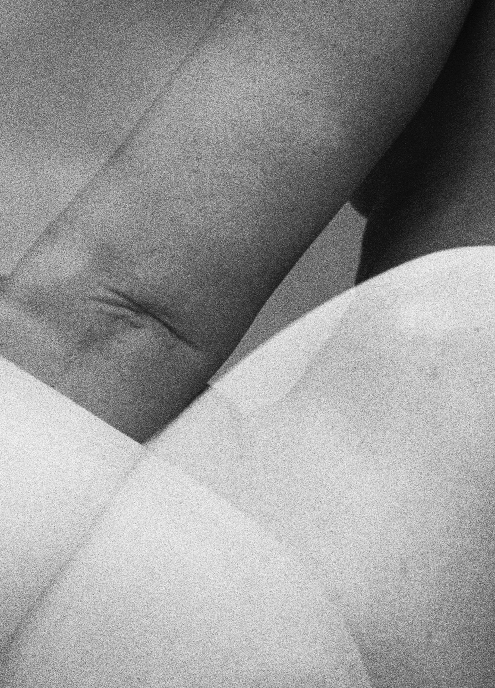 Untitled (Touching) – Lina Scheynius, Black and White, Woman, Body, Nude, Female For Sale 4