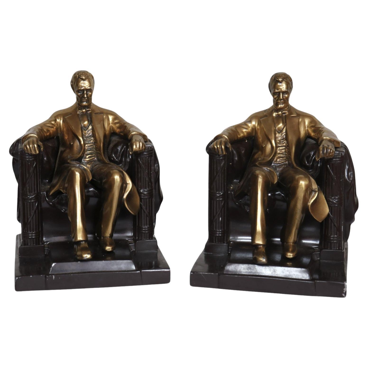 "Lincoln im Stuhl" Buchstützen von Philadelphia Manufacturing Company