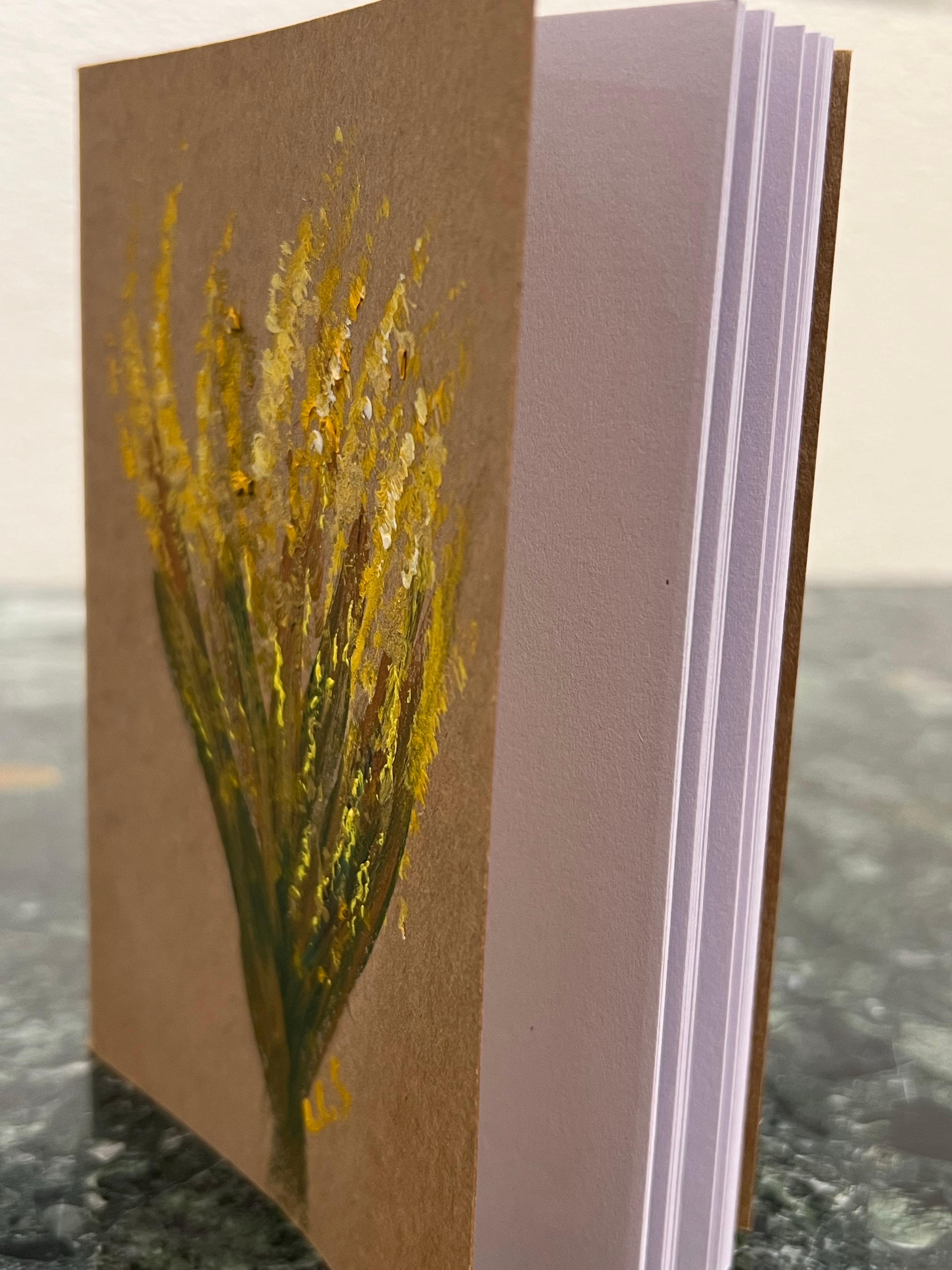 Botanische Notizen, zeitgenössisches Stillleben. (Braun), Still-Life Painting, von Linda Civanyan Stepanian