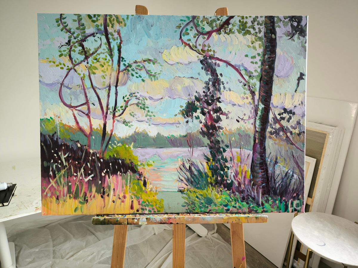 Étang de la Clarette in Grez-sur-Loing – Painting von  Linda Clerget