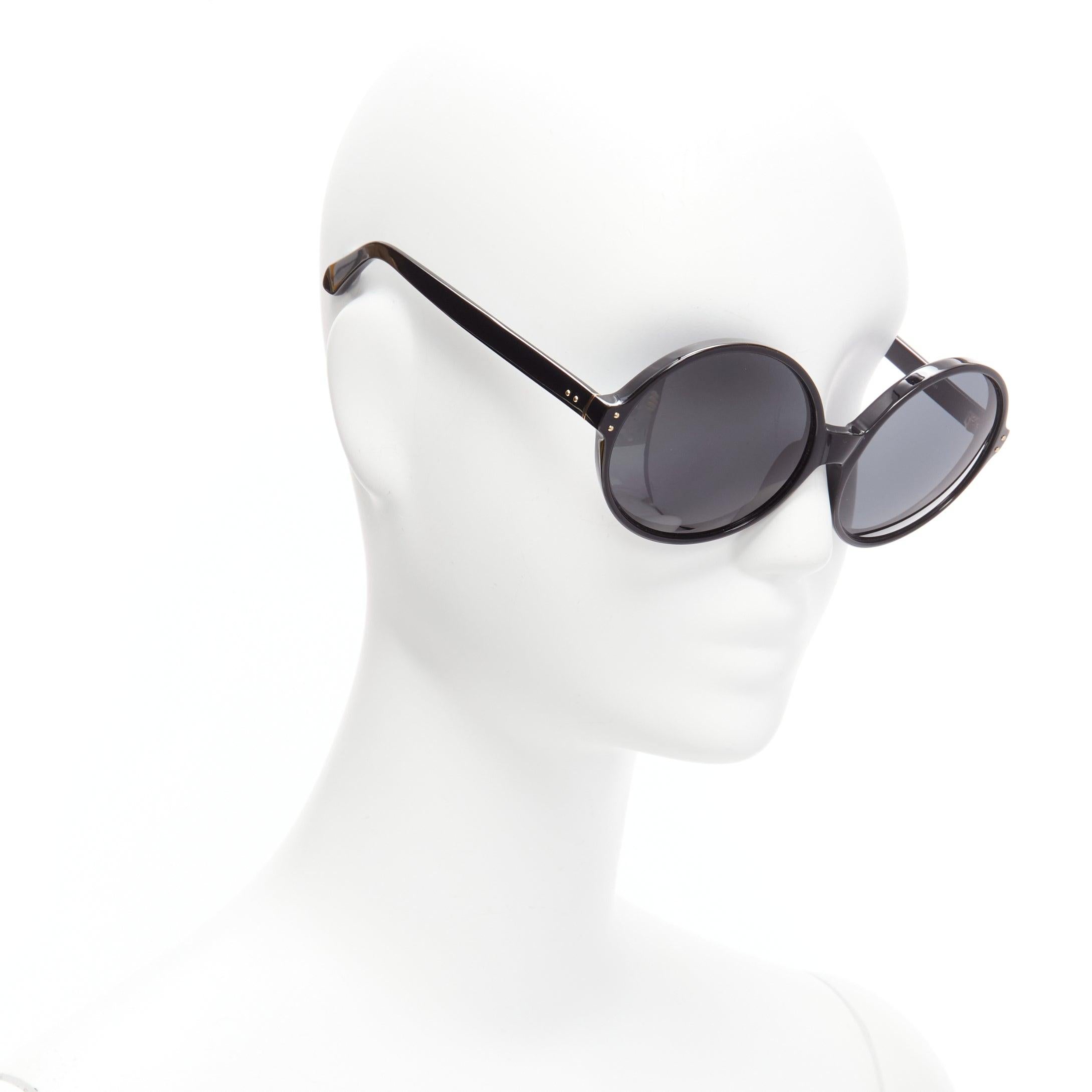 LINDA FARROW LFL671 Cat No.3 black round oversized bug eye sunglasses
Reference: BSHW/A00095
Brand: Linda Farrow
Model: LFL671 Cat No.3
Material: Acrylic
Color: Black
Pattern: Solid
Lining: Black Acetate
Extra Details: Side mini gold studs.
Made in: