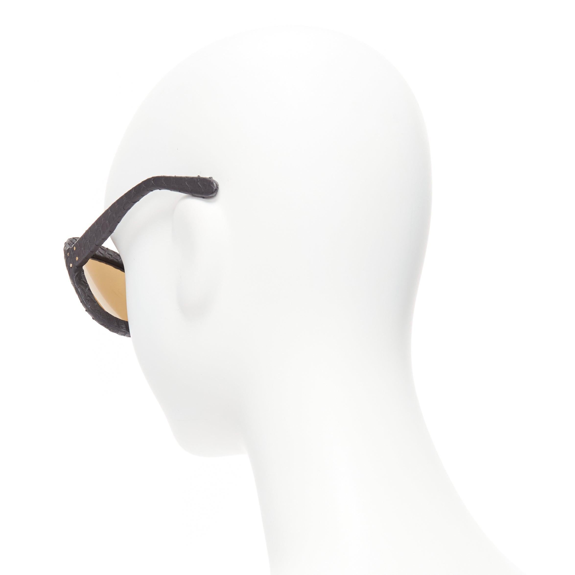 LINDA FARROW LUXE matte schwarze, spiegelnde, übergroße Sonnenbrille mit schwarzem Rahmen im Angebot 1