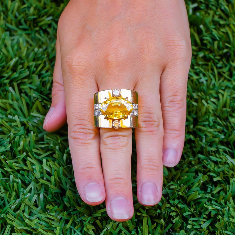Linda Joslin 12+ Carat Gold Sapphire Ring with 1.50 Carat Diamonds In Good Condition In Carlsbad, CA