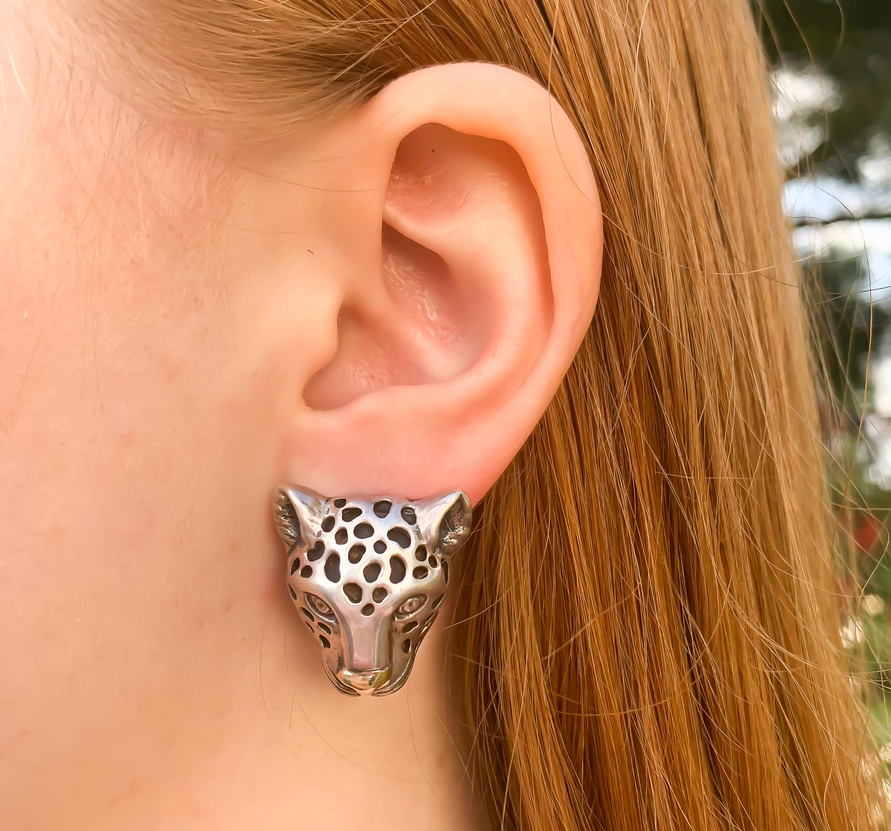 Linda Joslin Design 
Sterling Silver W/ 14K Gold Nose
Leopard Head 
Earrings Pair