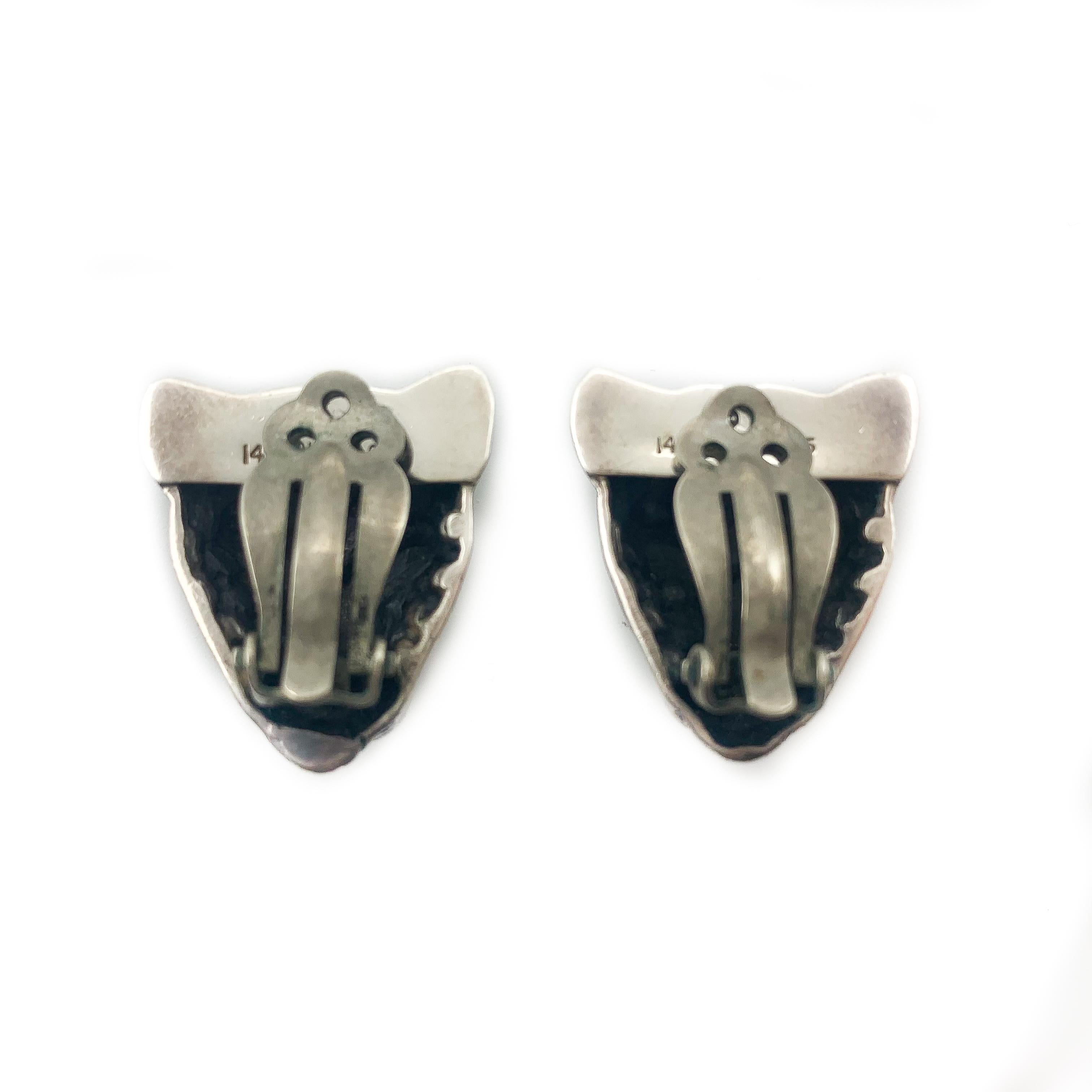 Linda Joslin Sterling Silver & 14K Gold Leopard Earrings In New Condition In Carlsbad, CA