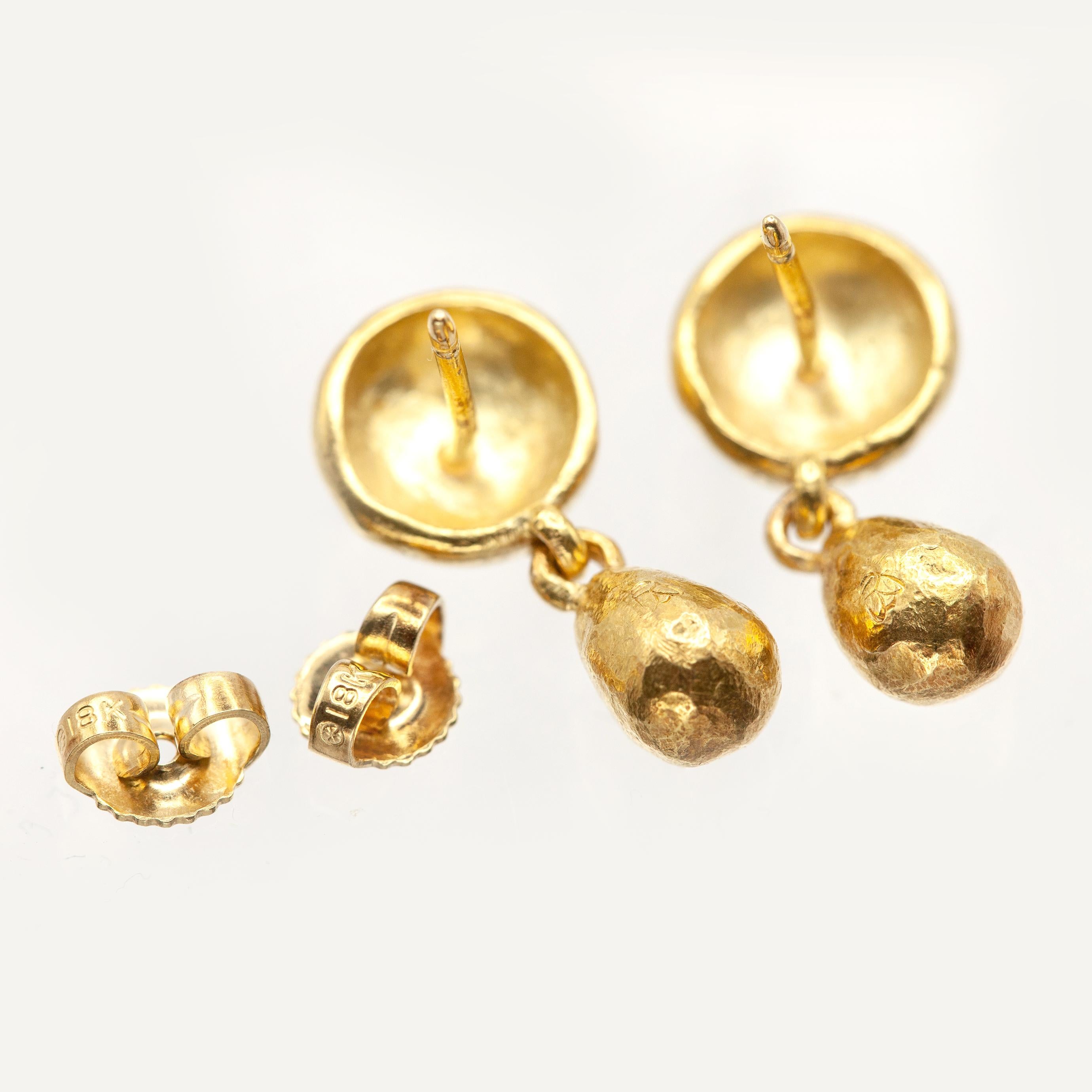 Linda Lee Johnson: 18 Karat Gelbgold Tropfenohrringe (Moderne)