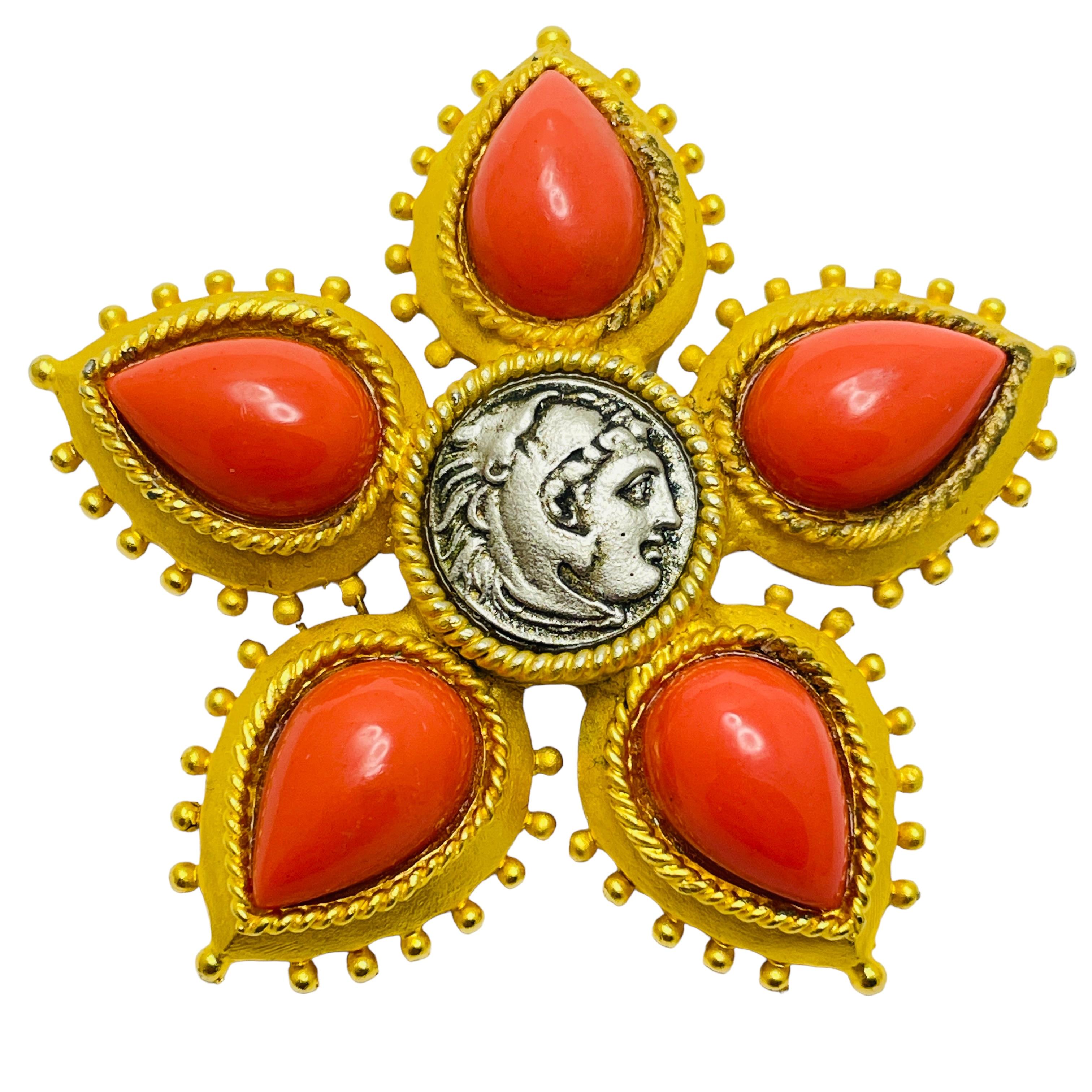 LINDA LEVINSON signierte Vintage Gold Silber Münze Koralle Designer Laufsteg Brosche im Angebot