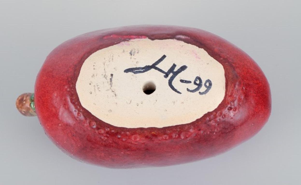 Late 20th Century Linda Mathison, Swedish contemporary artist. Ceramic sculpture with red glaze For Sale