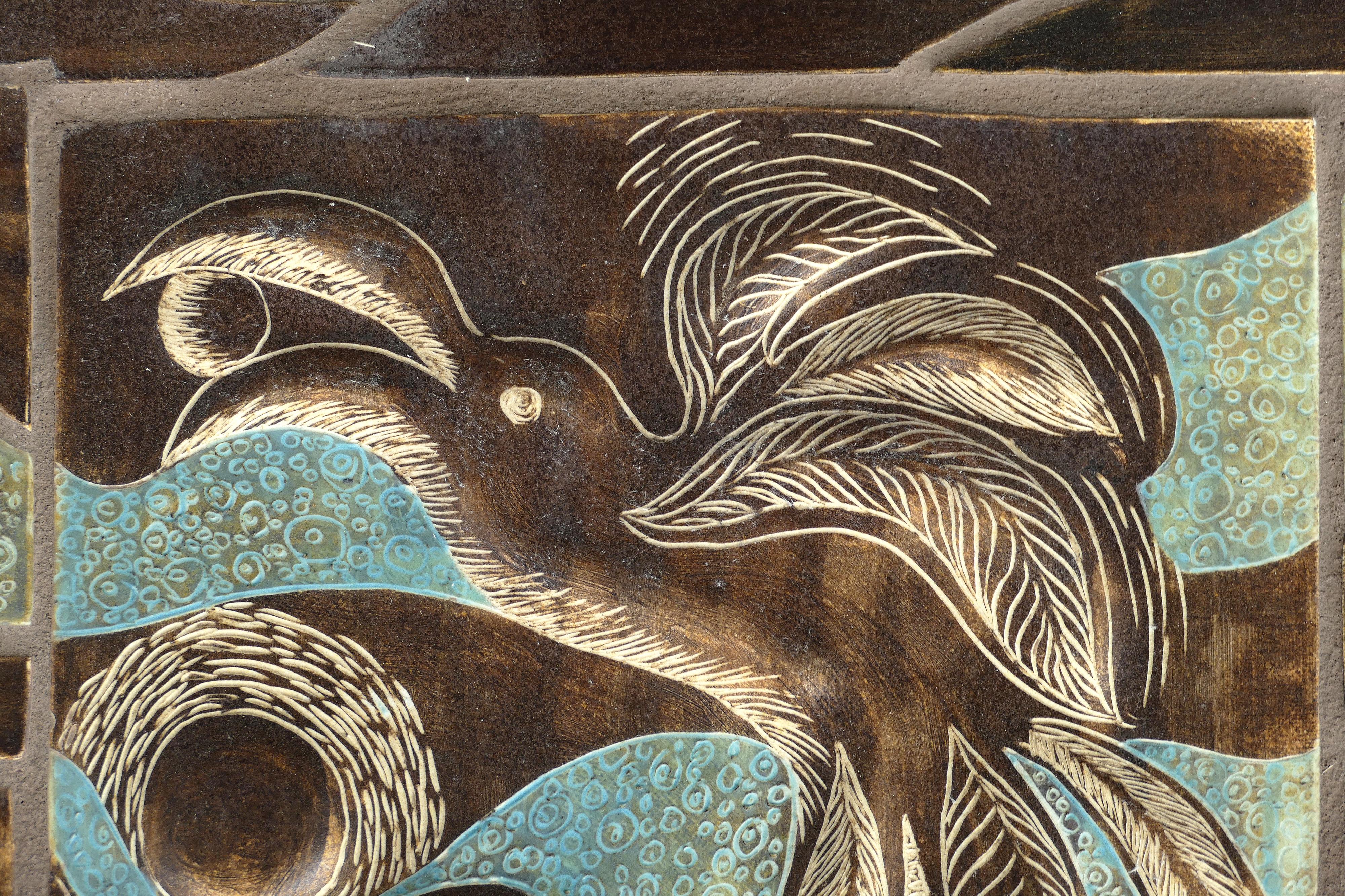 Mid-Century moderno Targa in ceramica dell'artista californiana Linda Maxson raffigurante un uccello in vendita