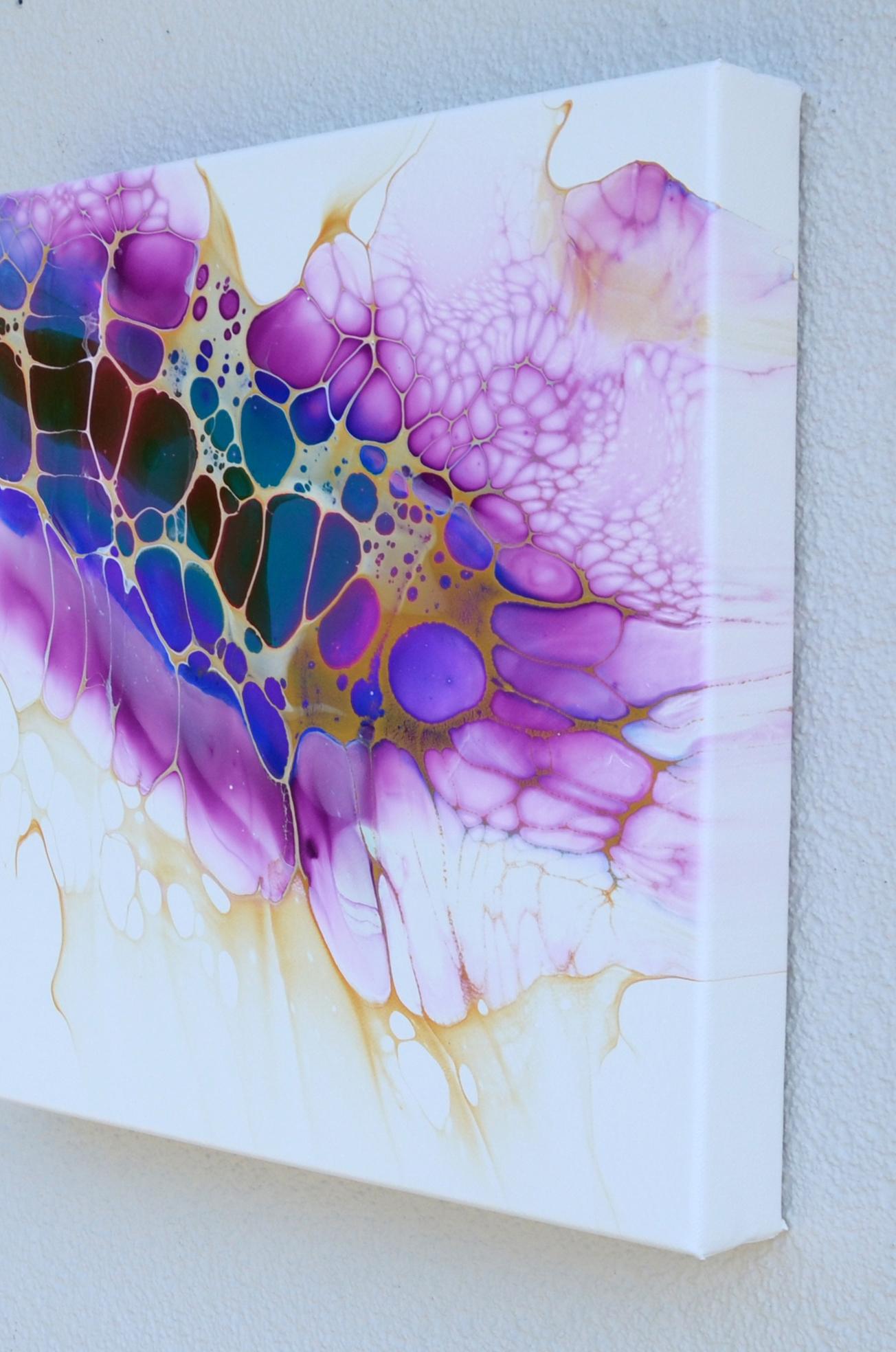 Dietro il velo, Pittura astratta - Painting di Linda McCord
