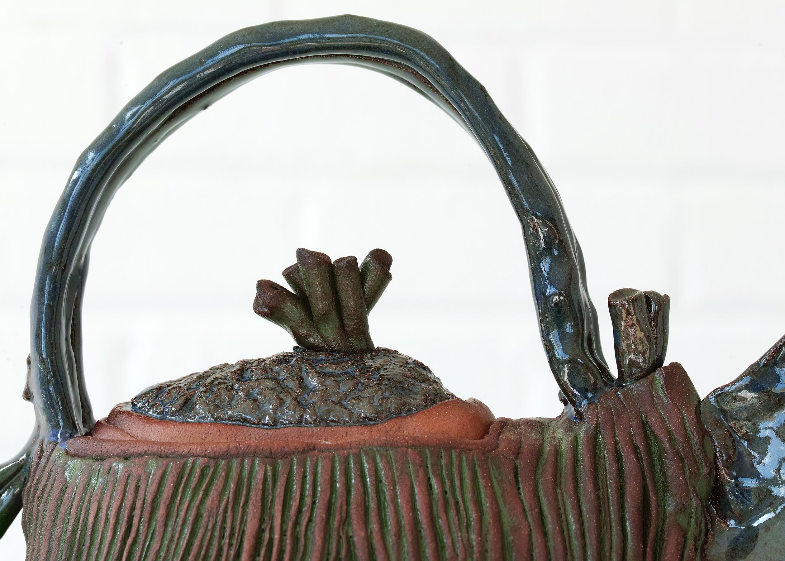 Linda Mosley Studio Pottery Teapot For Sale 1
