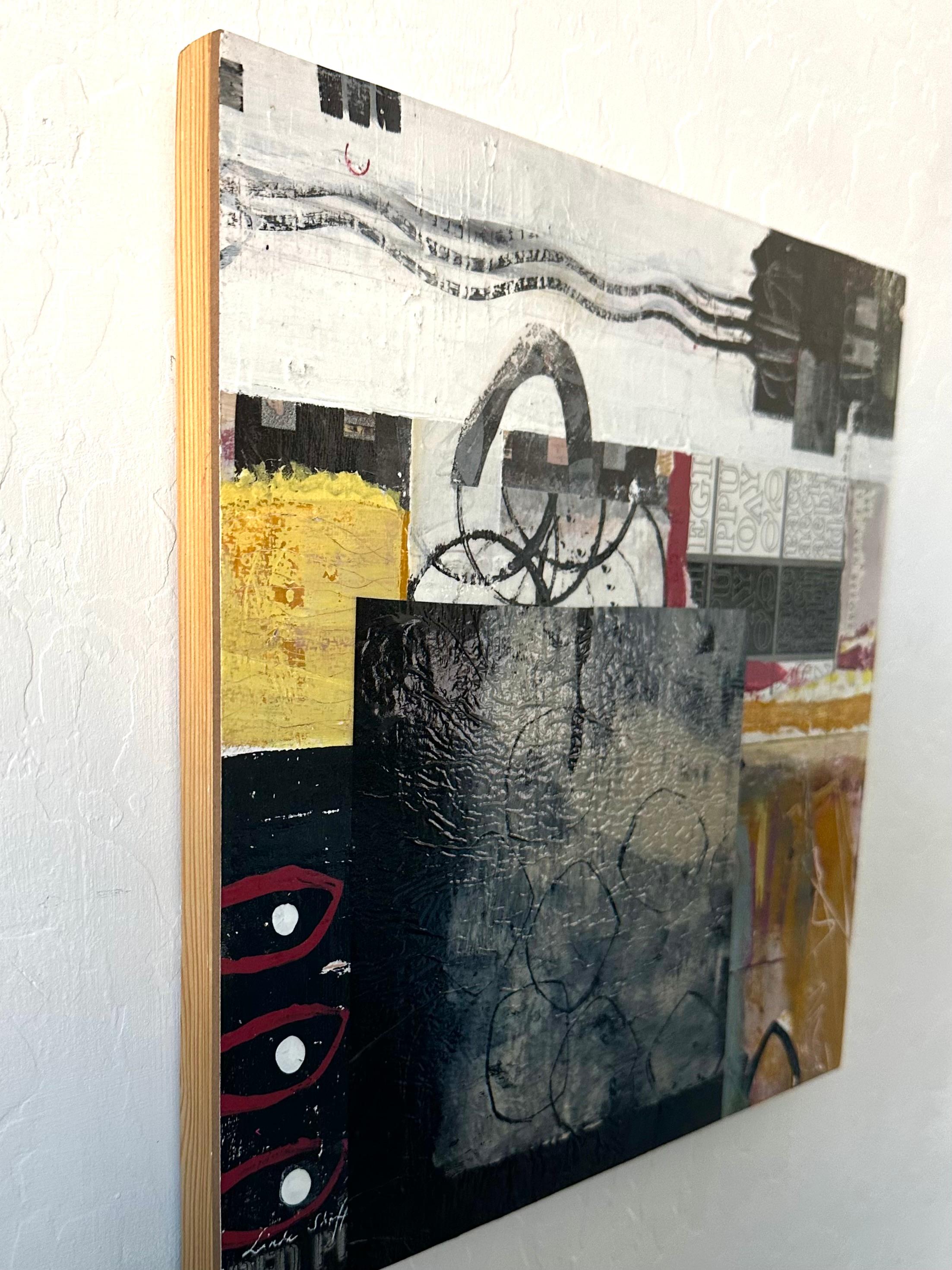 Go Fish 2, peinture abstraite - Abstrait Mixed Media Art par Linda Shaffer