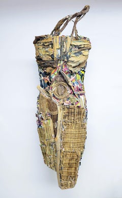 Amerikanische zeitgenössische Mixed-Media-Skulptur – Linda Stein, Country Knight 643 