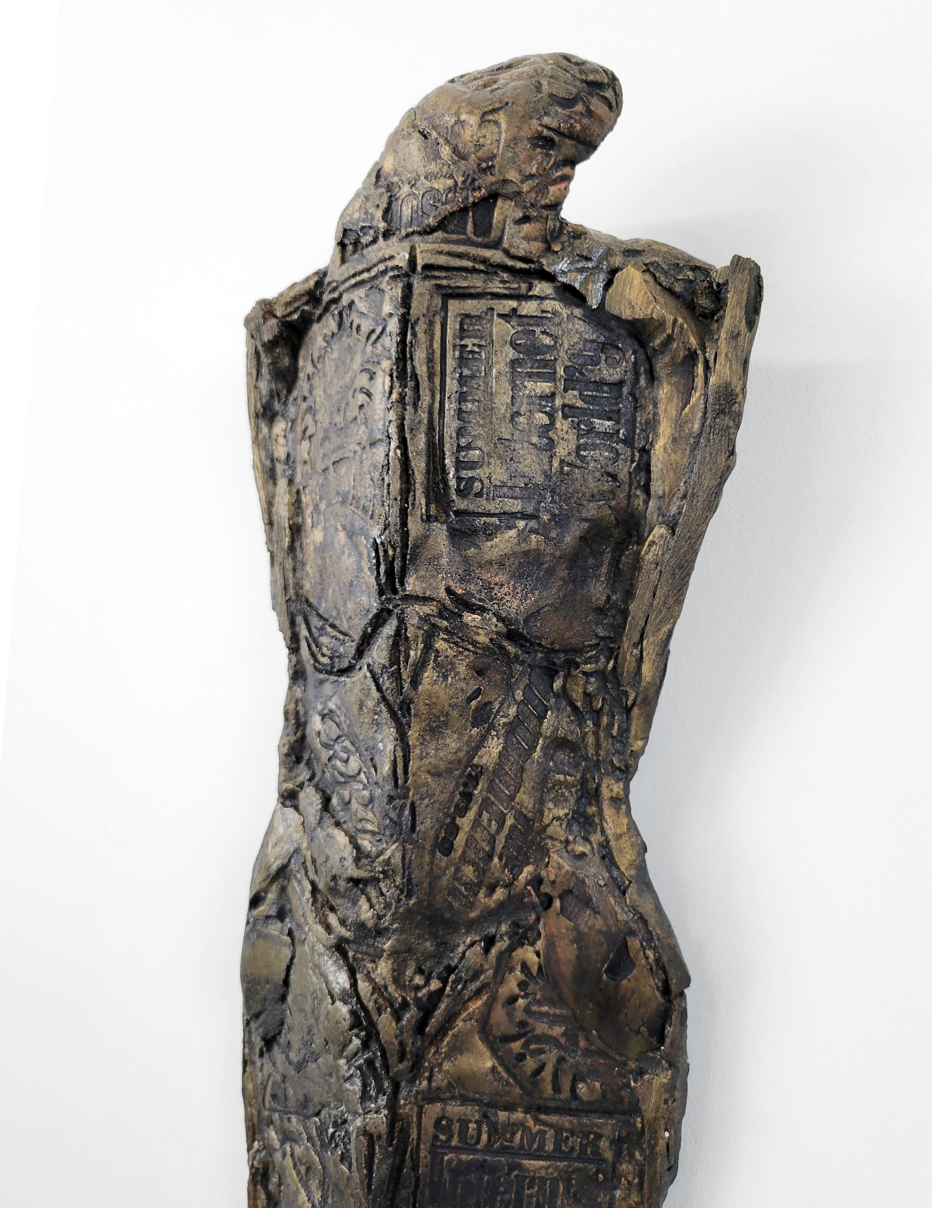 Escultura contemporánea americana en técnica mixta Linda Stein, Caballero en Formación 532 en venta 3