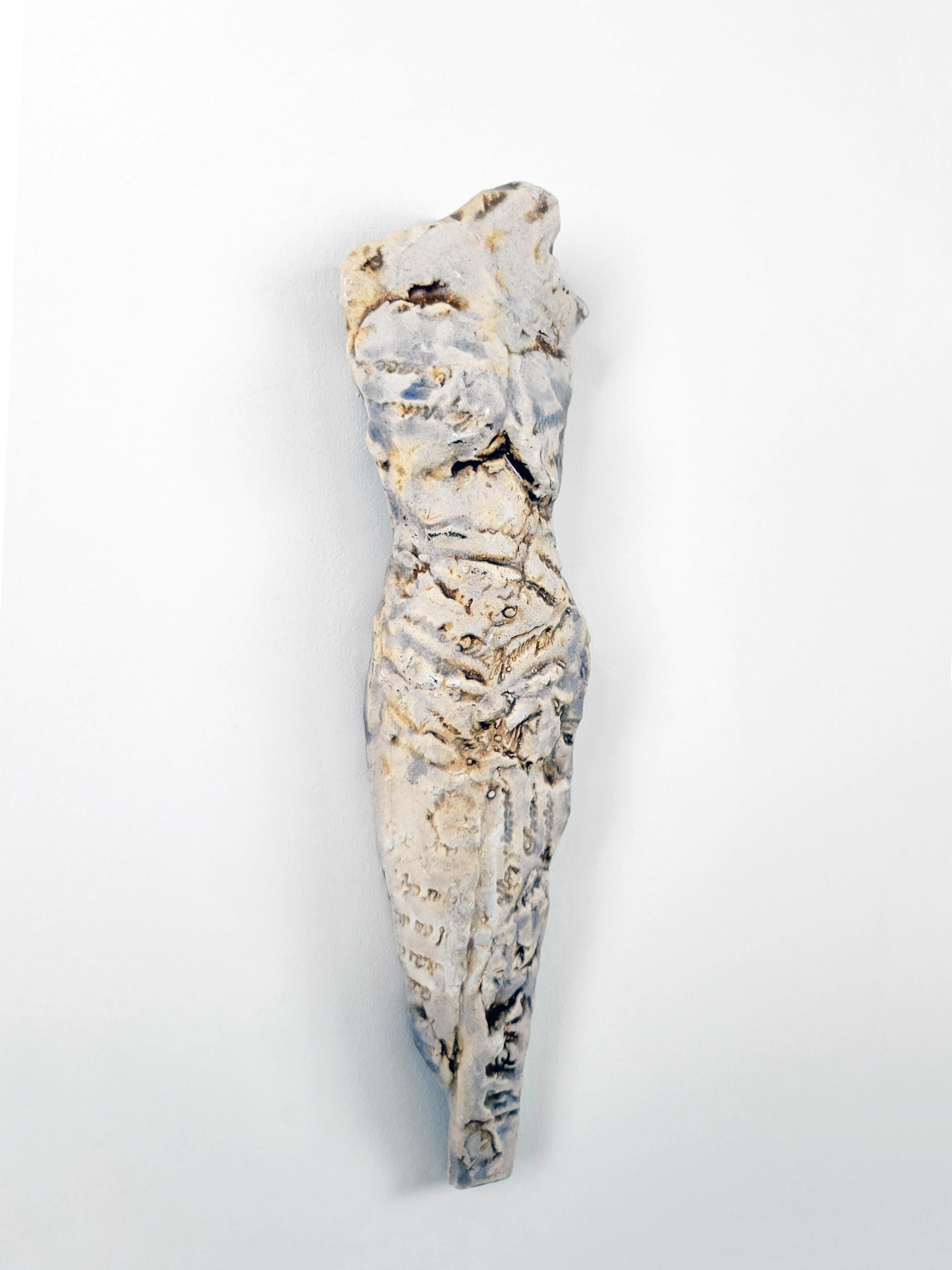 Sculpture en céramique contemporaine américaine - Linda Stein, Soft Twist 620 en vente 1