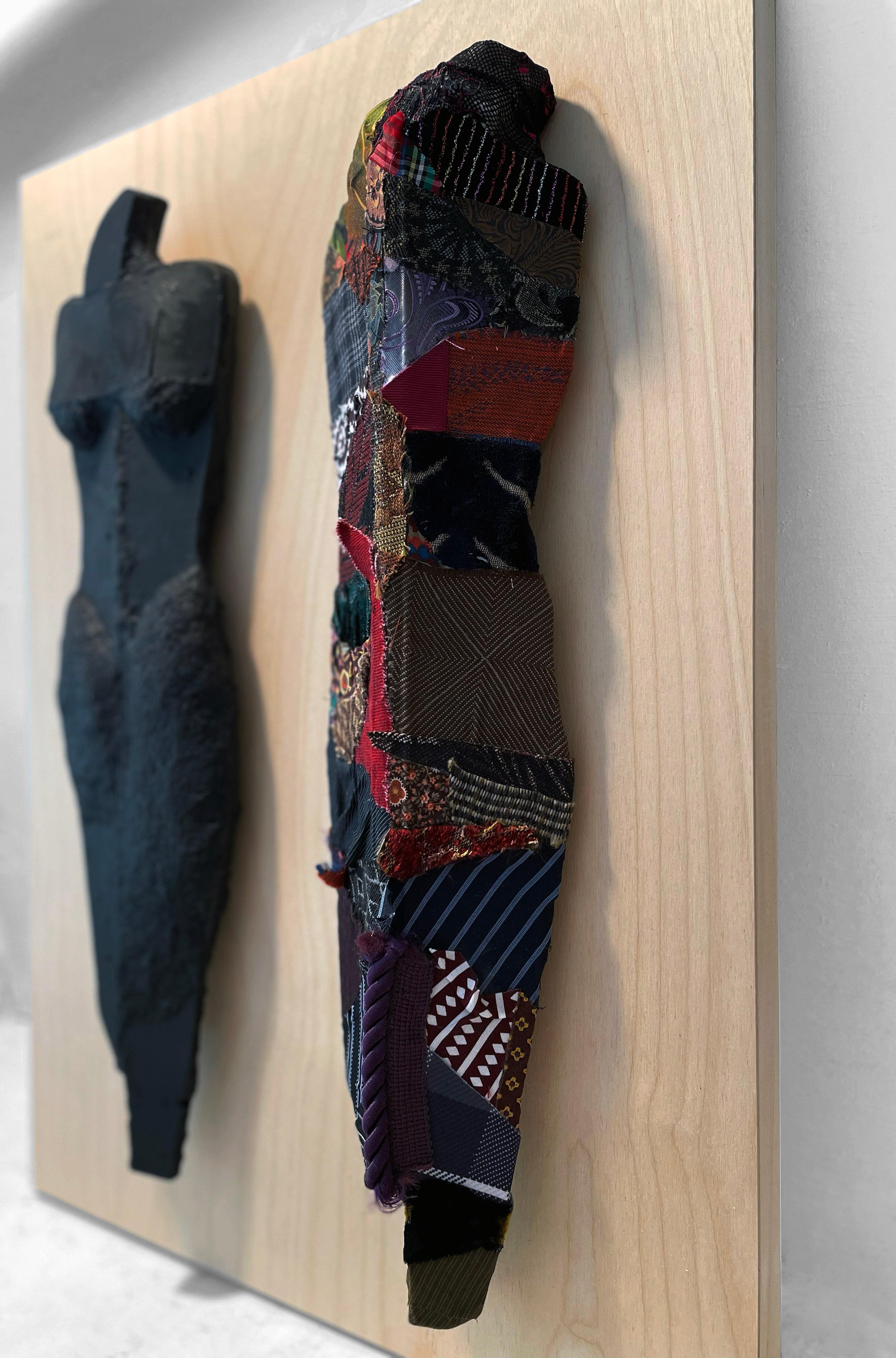 Linda Stein, 1218 - Contemporary Art 3D Mixed Media Fabric Sculptural Collage im Angebot 2