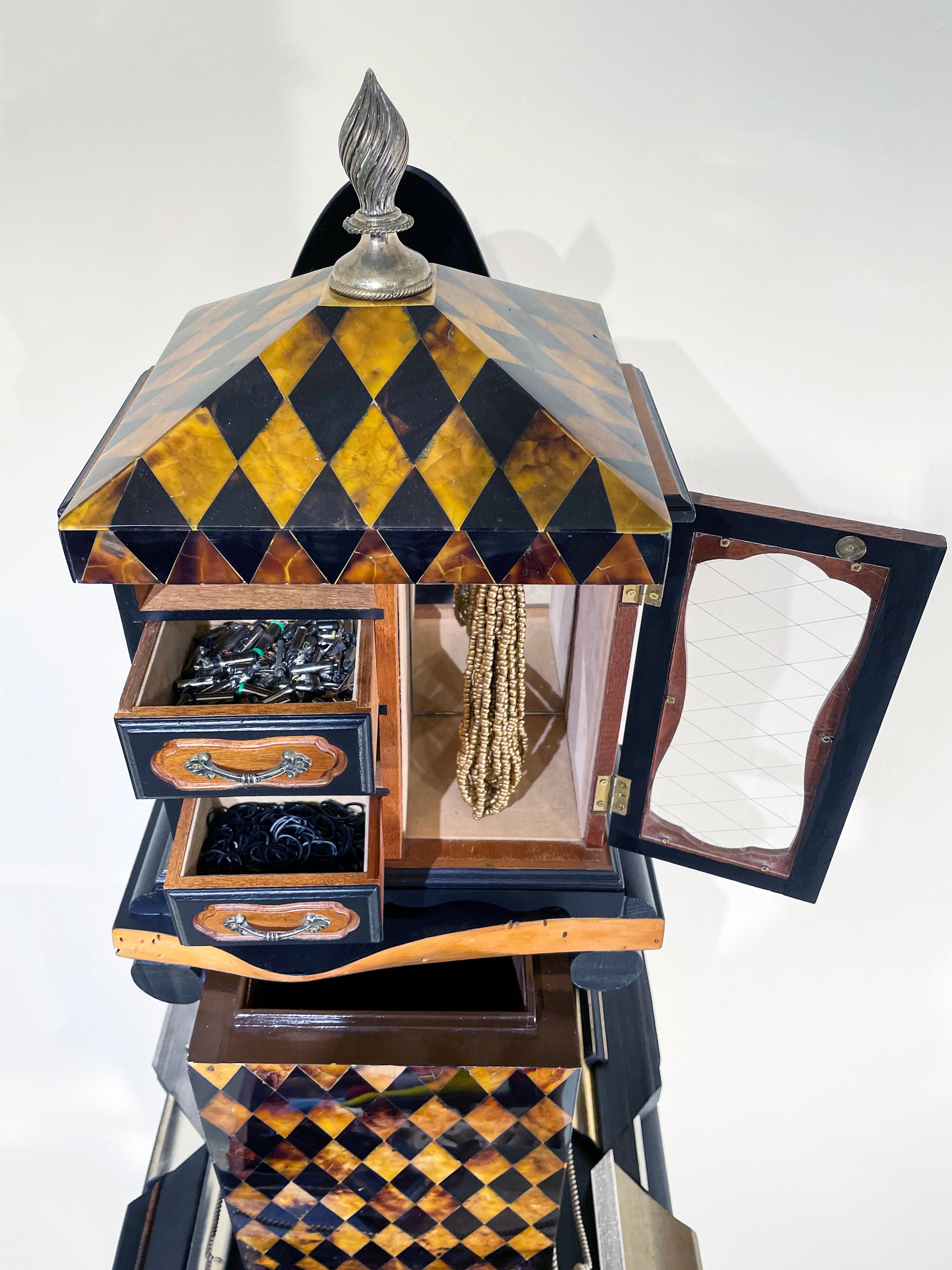 Componentes para la transición desde el hogar 1143  - Escultura Gabinete de Curiosidades en venta 1