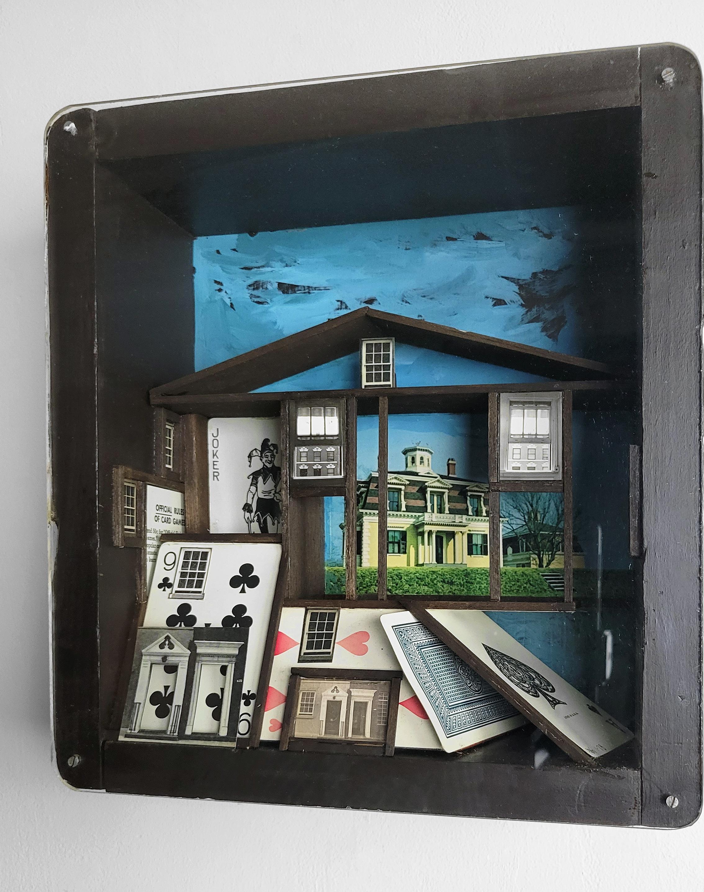 Linda Stein, Kartenhaus 004 - Collage mit gemischten Medien Zeitgenössische Wandskulptur im Angebot 2