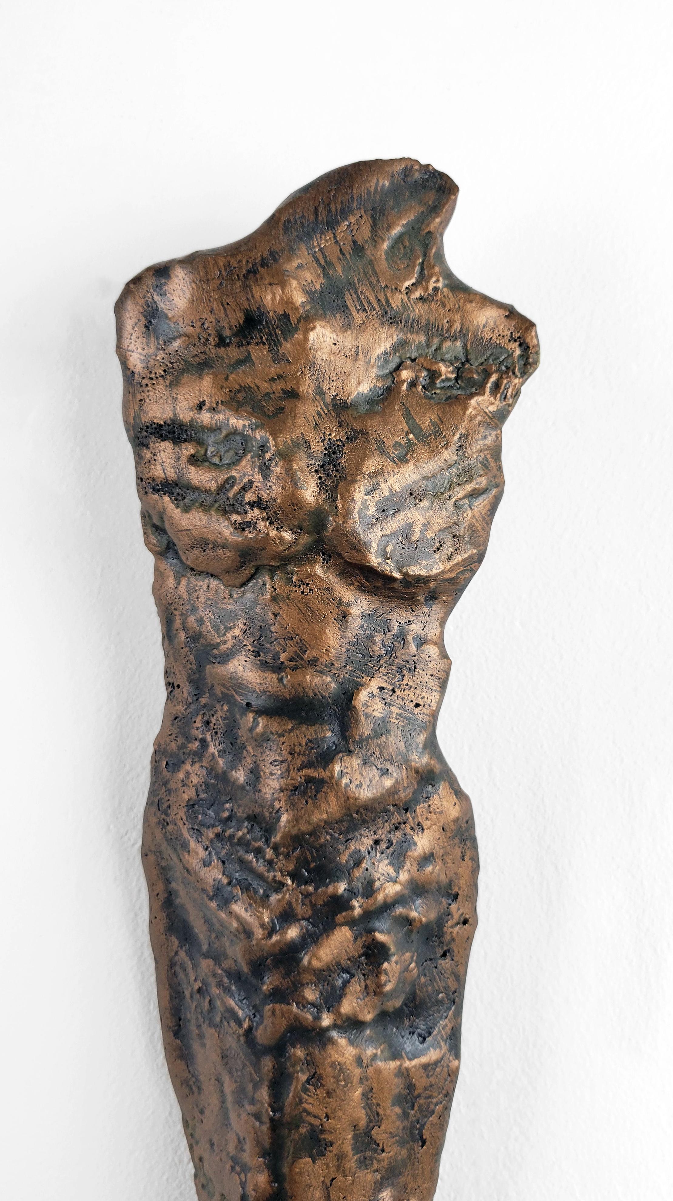 Linda Stein, Knight of Calm 621 - Contemporary Ceramic Metallic Wall Sculpture For Sale 1