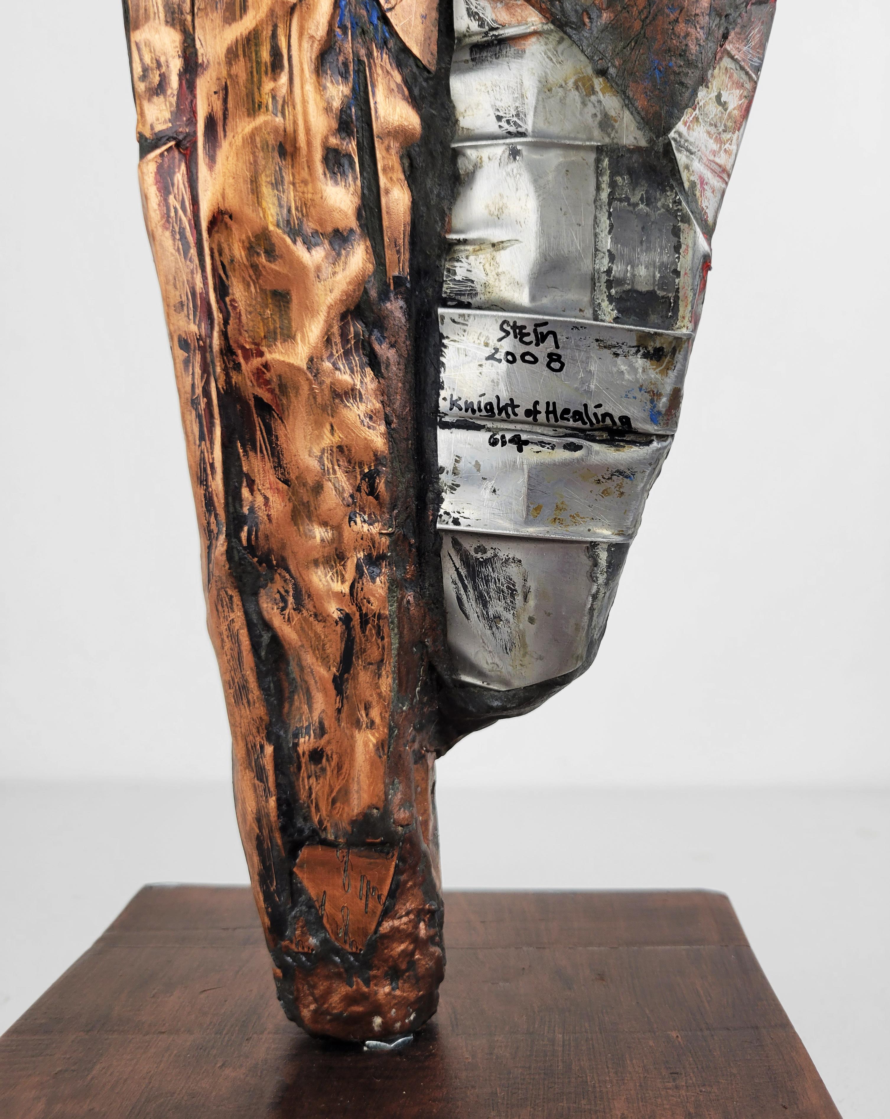 Linda Stein, Ritter der Heilung 614 – zeitgenössische Metallskulptur in Mischtechnik im Angebot 9