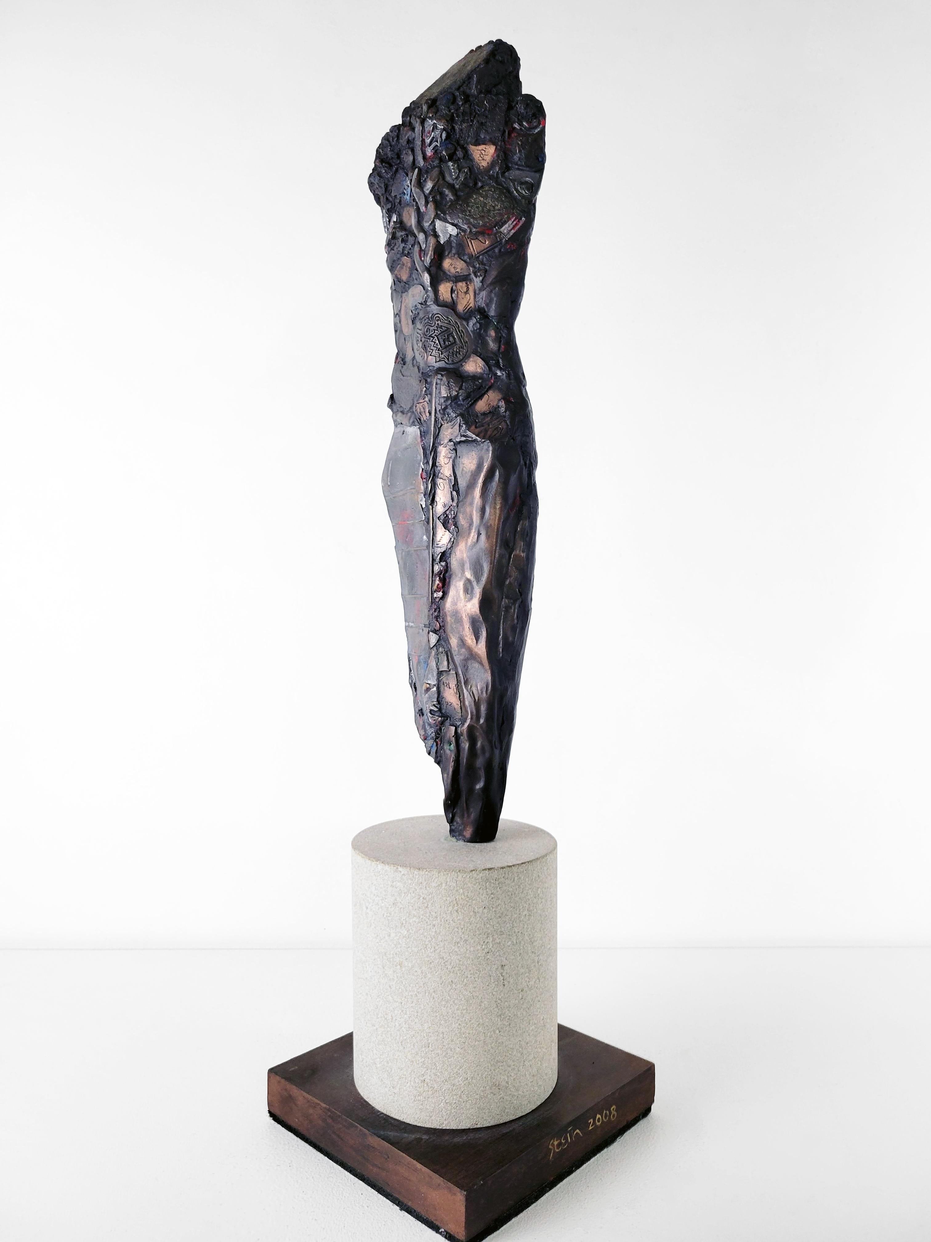 Linda Stein, Cavaliere della Guarigione 615 - Scultura in bronzo d'arte contemporanea Edizione in vendita 1