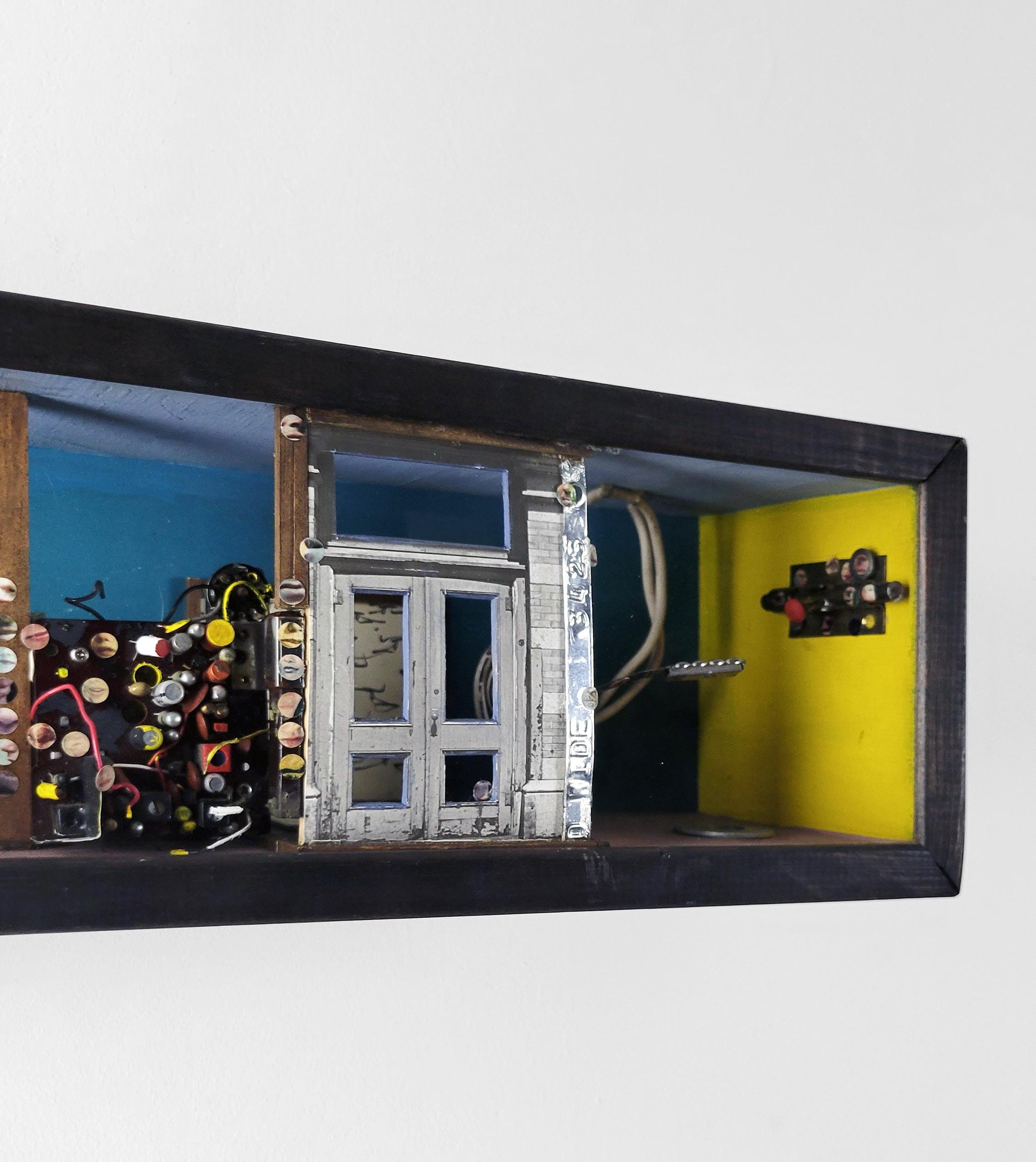 Linda Stein, Lower Manhattan 007 Zeitgenössische Collage-Wandskulptur mit gemischten Medien im Angebot 5