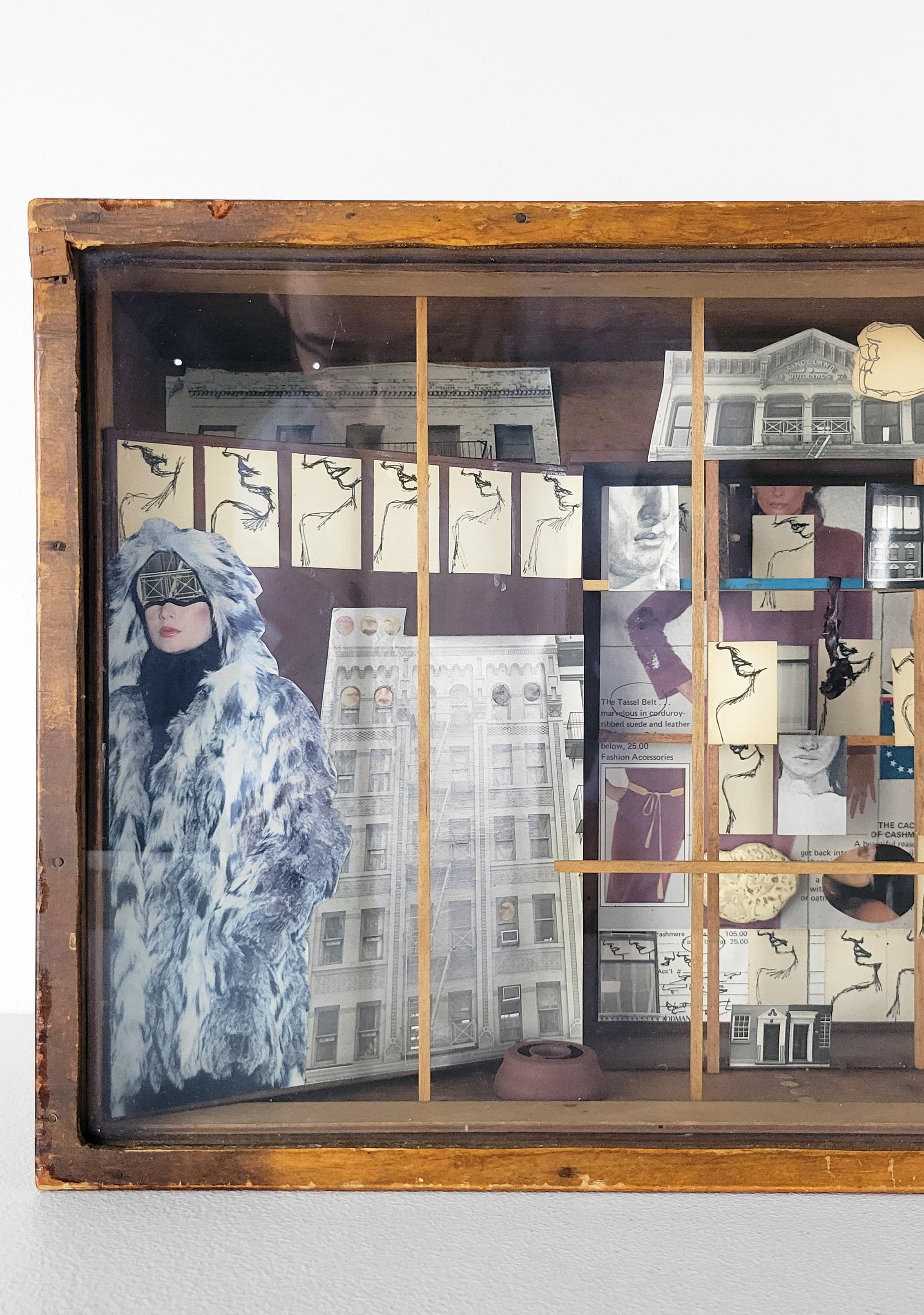 Linda Stein, Manhattan Outreach 005 - Zeitgenössische Wandskulptur mit gemischten Medien im Angebot 3