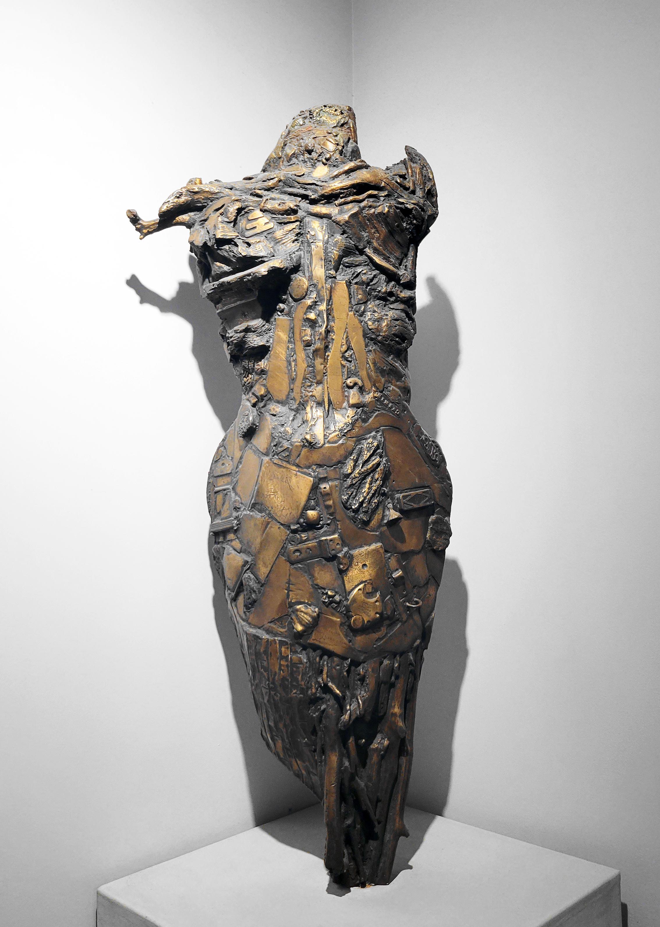 Linda Stein, Shaman 635 – zeitgenössische Bronzeskulptur für den Innen- oder Außenbereich