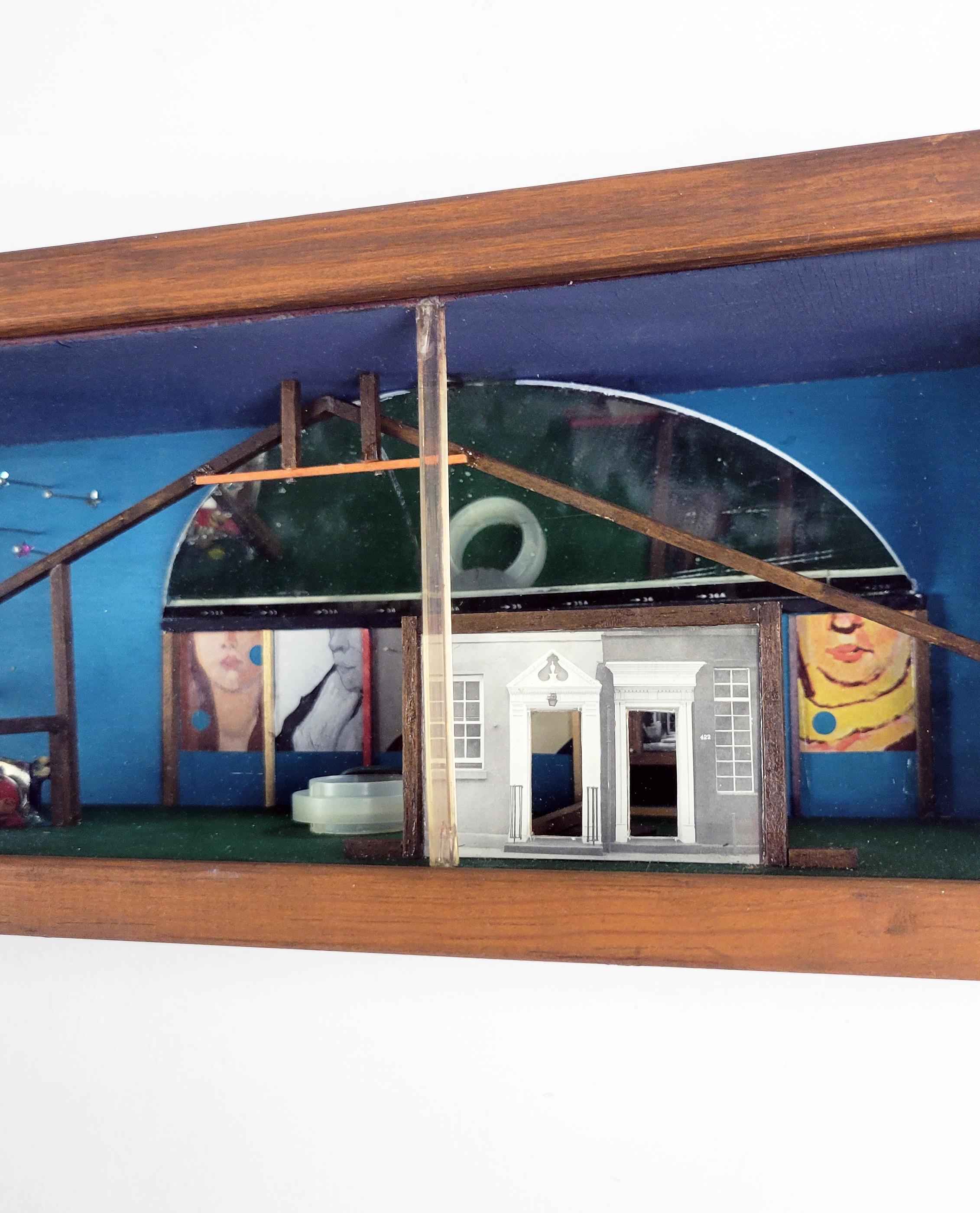 Linda Stein, Starting from Canal Street 008 - Collage-Wandskulptur mit gemischten Medien im Angebot 3