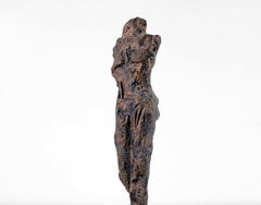 Linda Stein, Village Knight 674 - Scultura contemporanea in ceramica Colori scuri