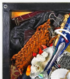 Spoon to Shell 881 - Scultura di assemblaggio contemporanea a tecnica mista in legno e conchiglia